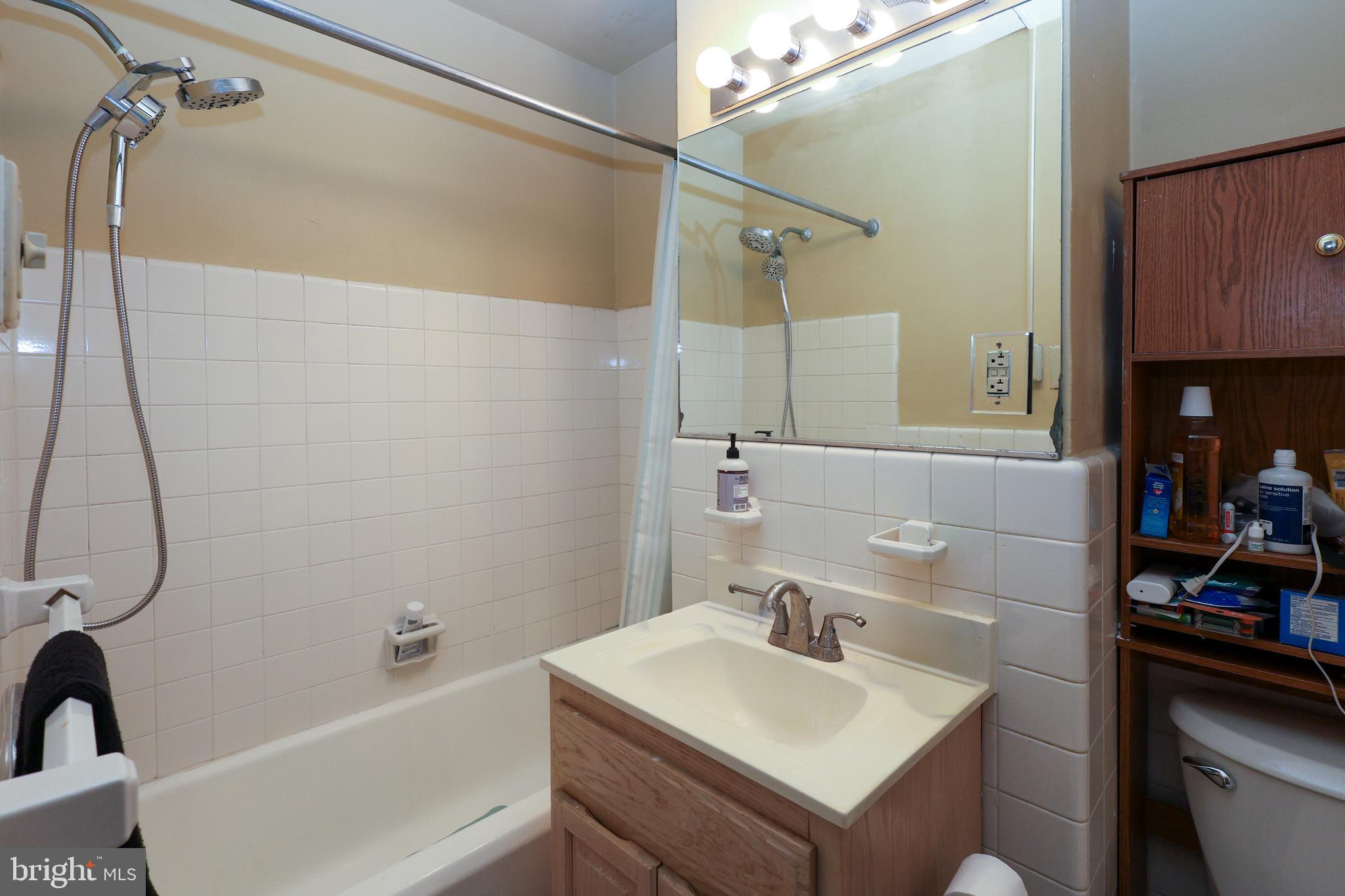 ART MUSEUM AREA - Residential