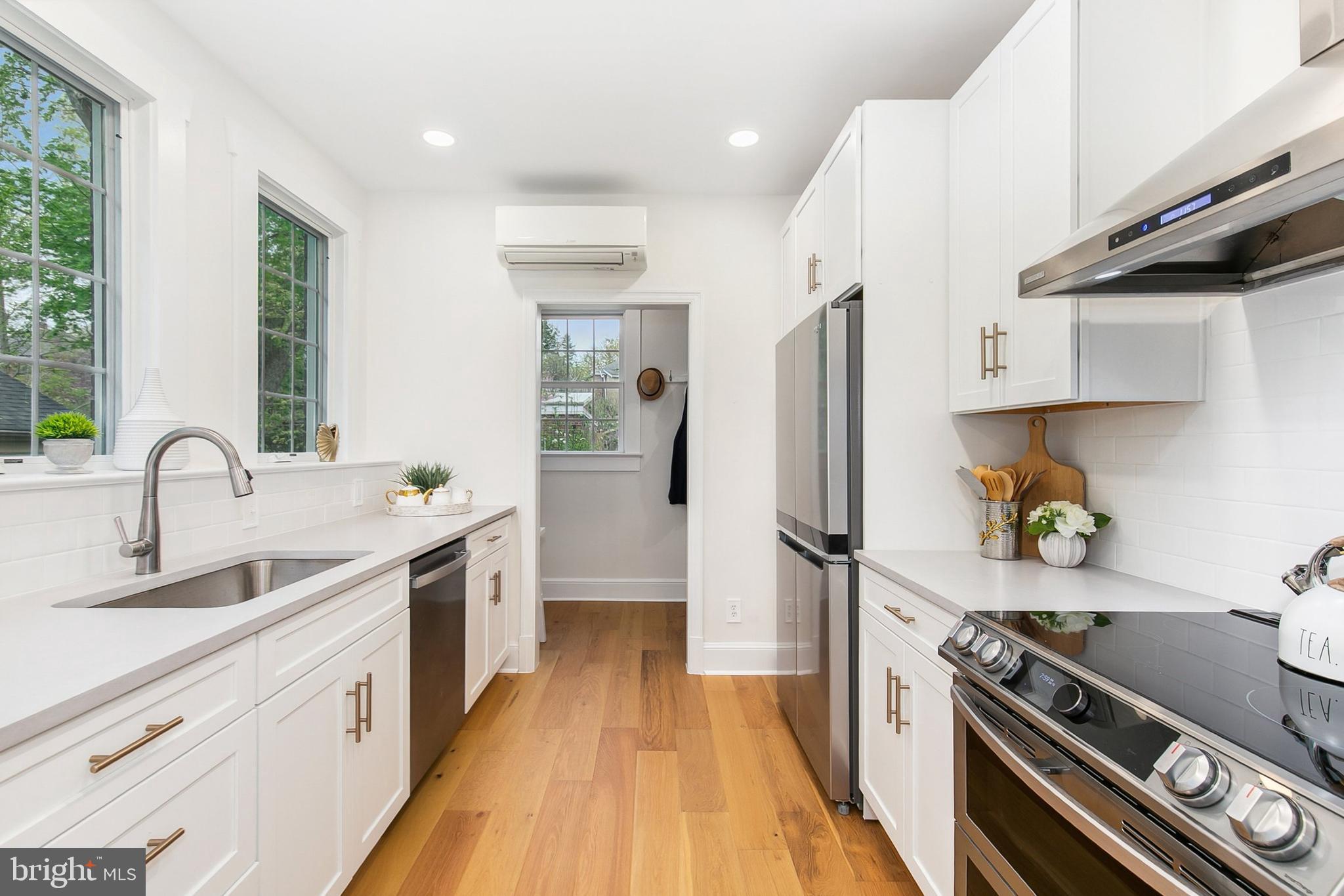 SILVER SPRING - Residential