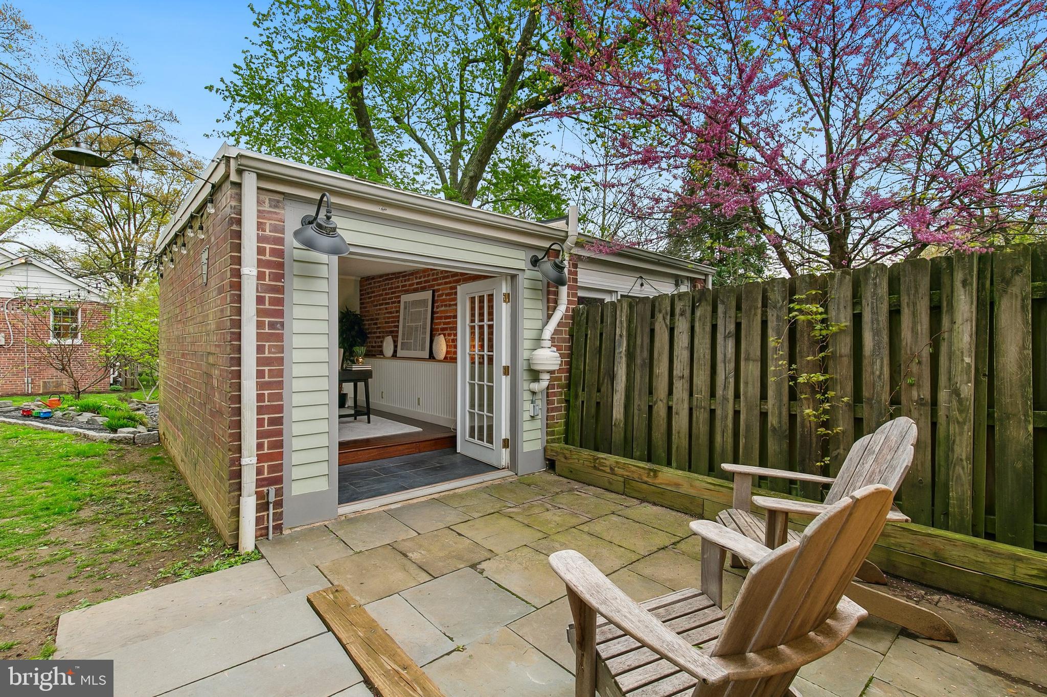 SILVER SPRING - Residential