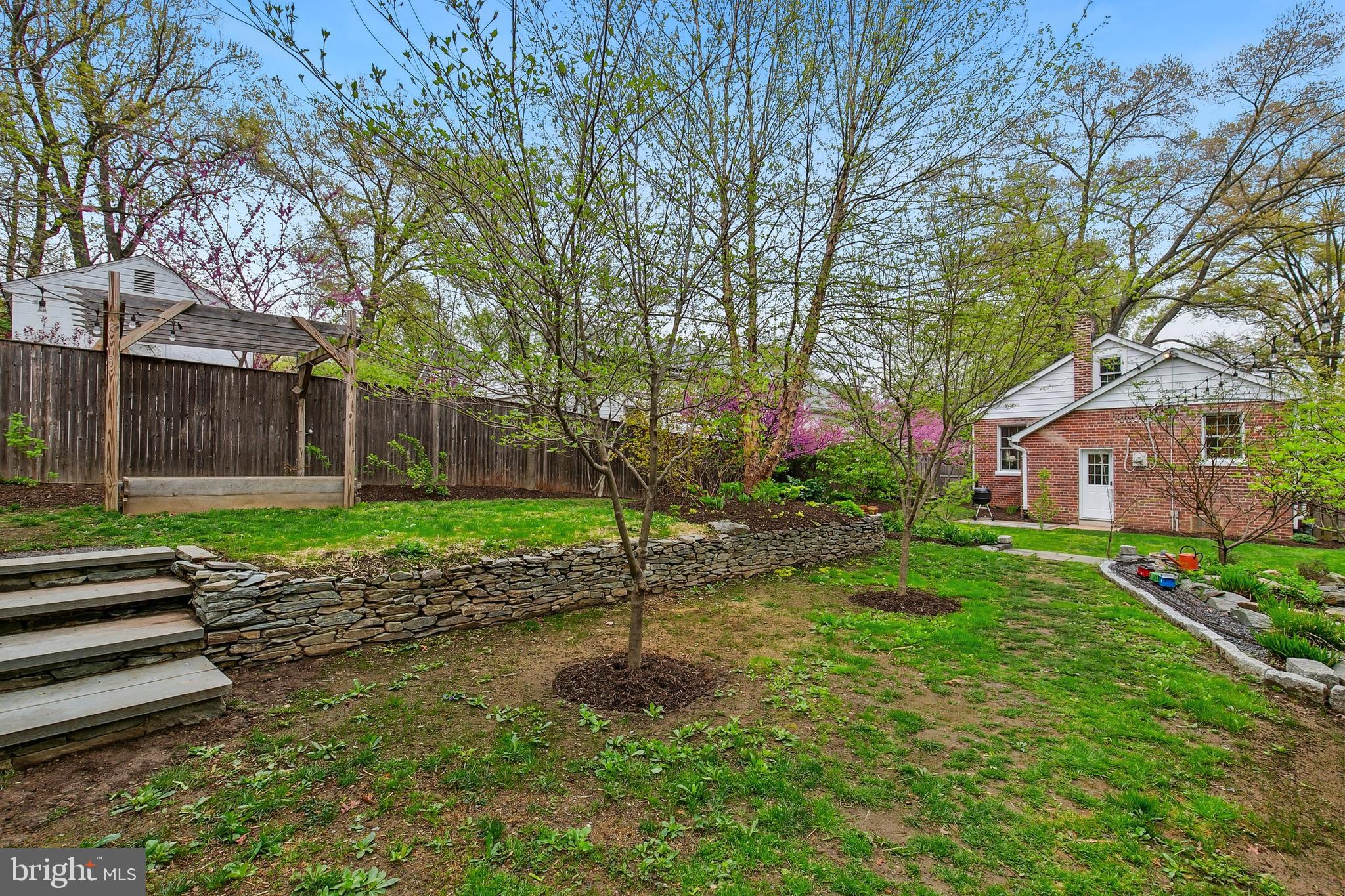 SILVER SPRING - Residential