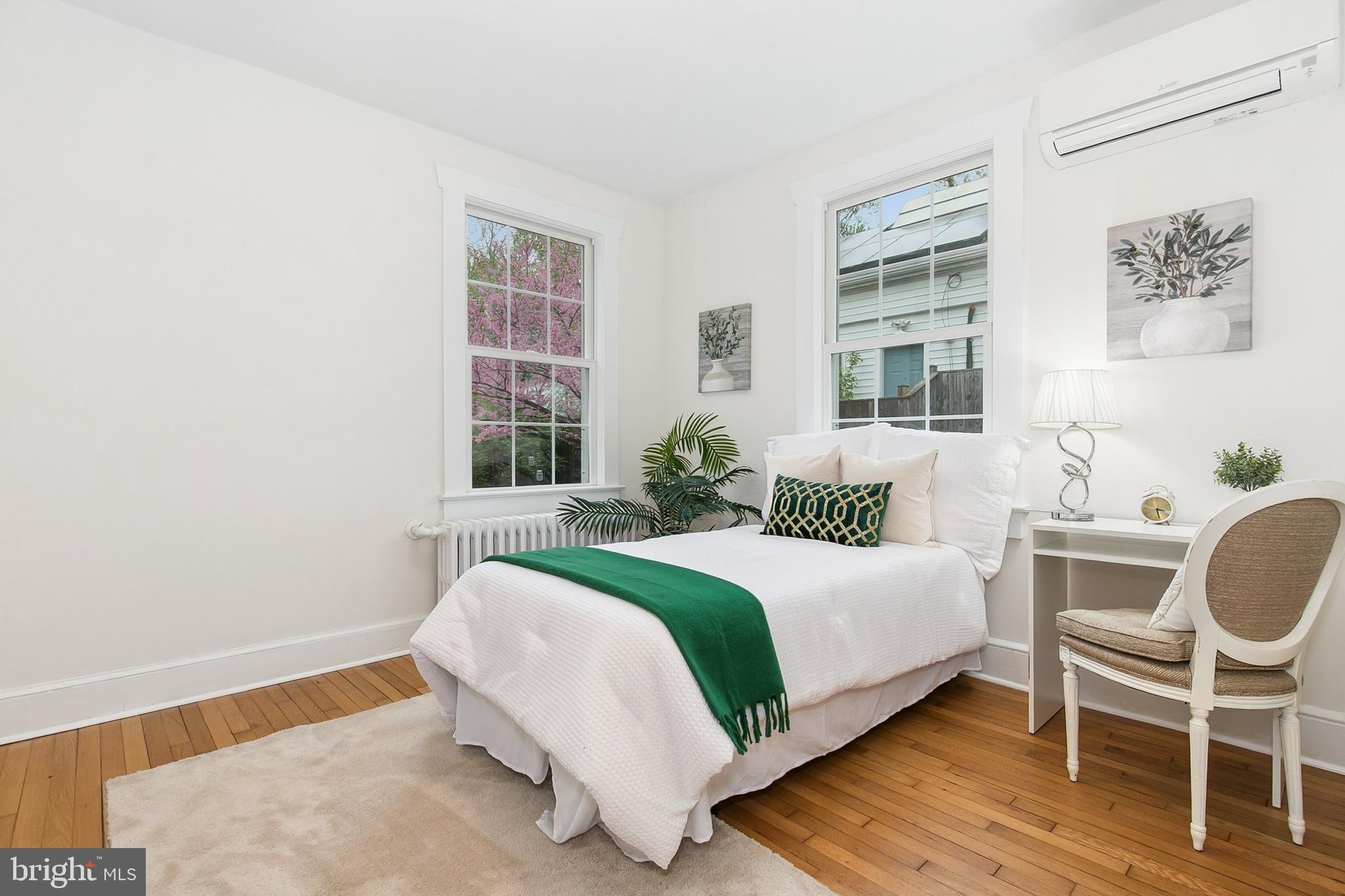 SILVER SPRING - Residential