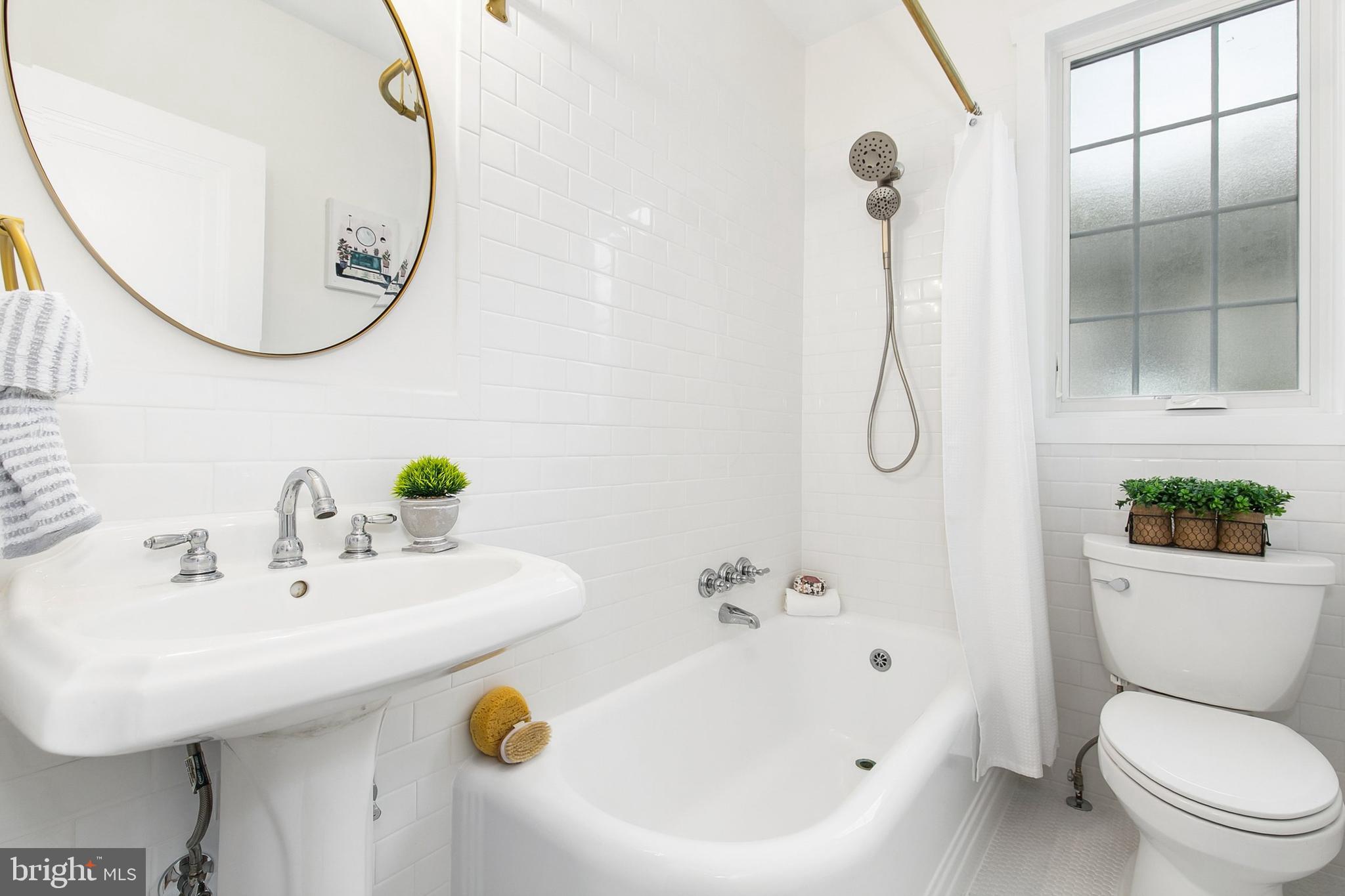 SILVER SPRING - Residential