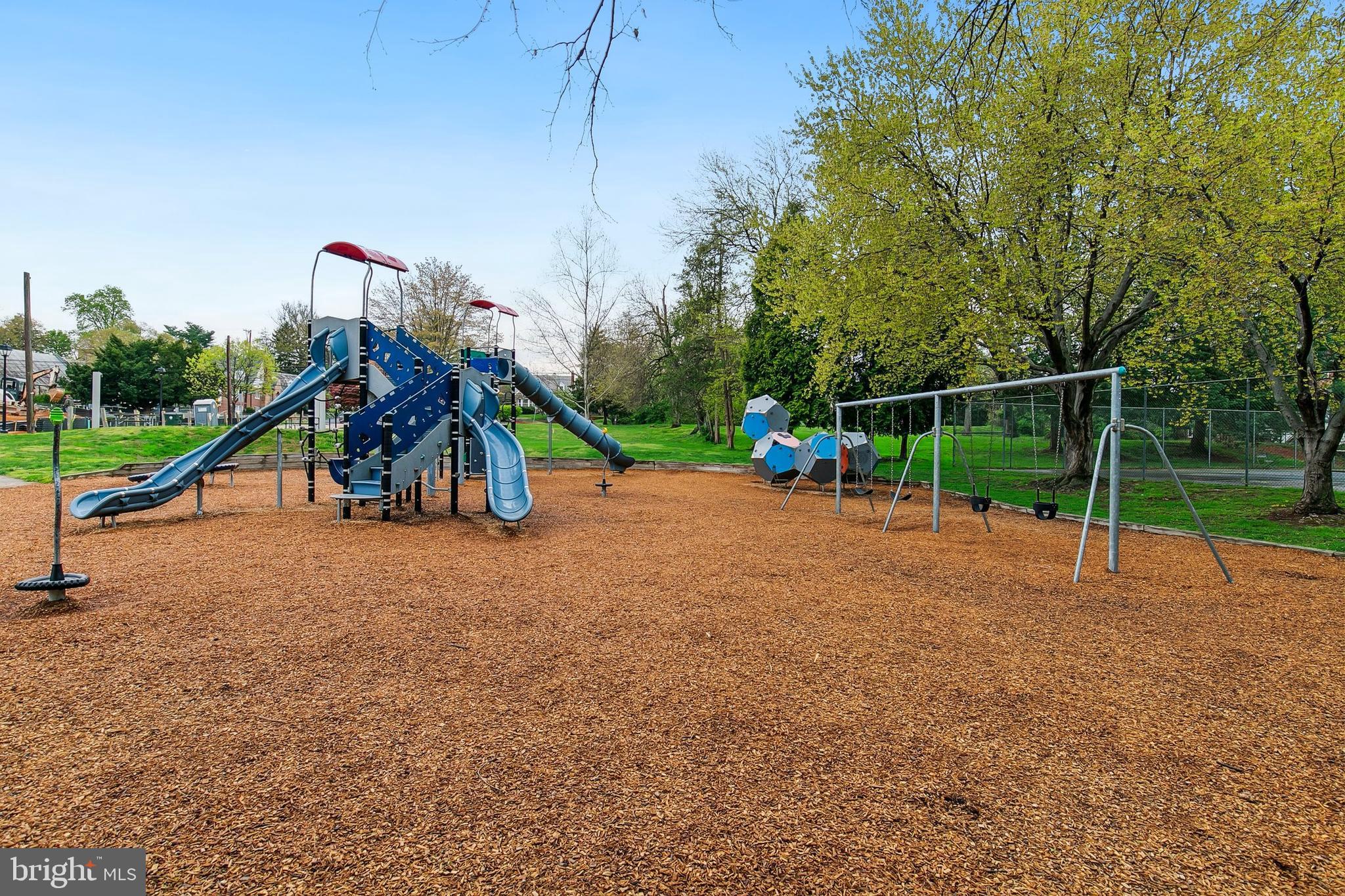 SILVER SPRING - Residential