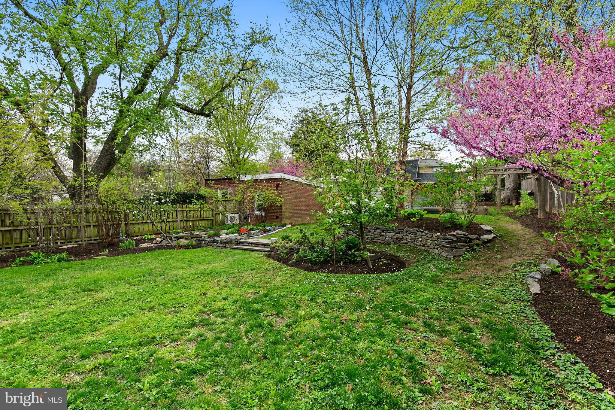 SILVER SPRING - Residential