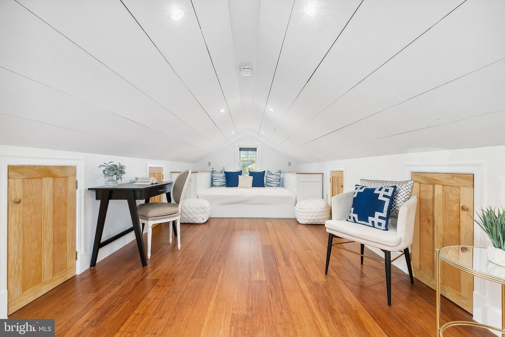 SILVER SPRING - Residential