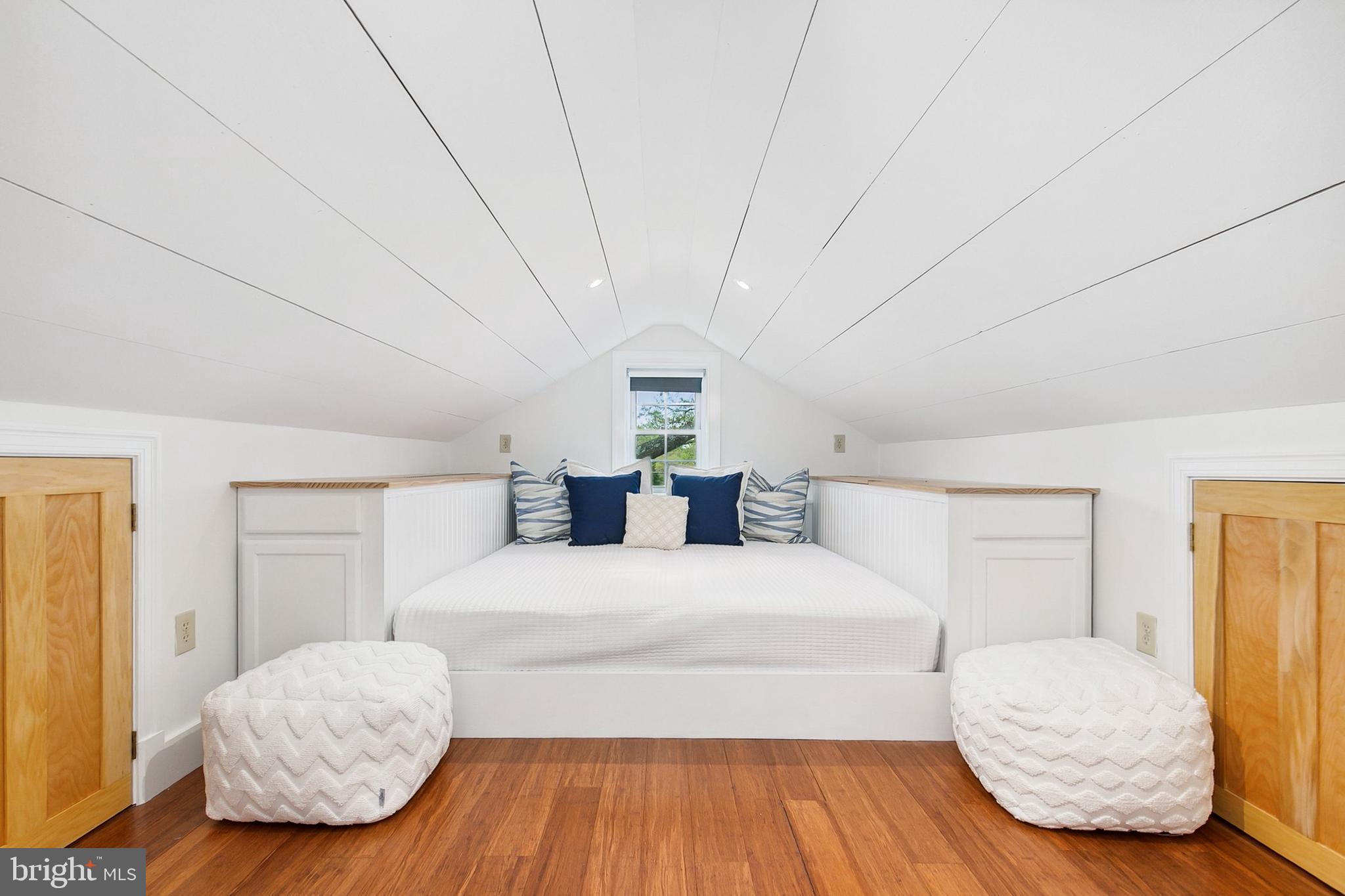 SILVER SPRING - Residential