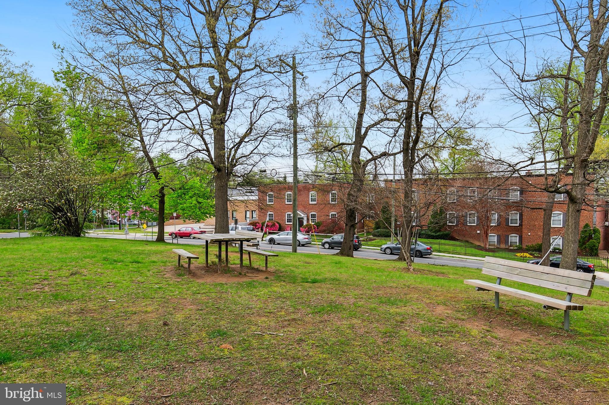 SILVER SPRING - Residential