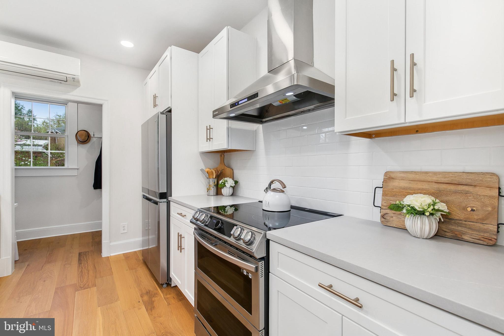 SILVER SPRING - Residential