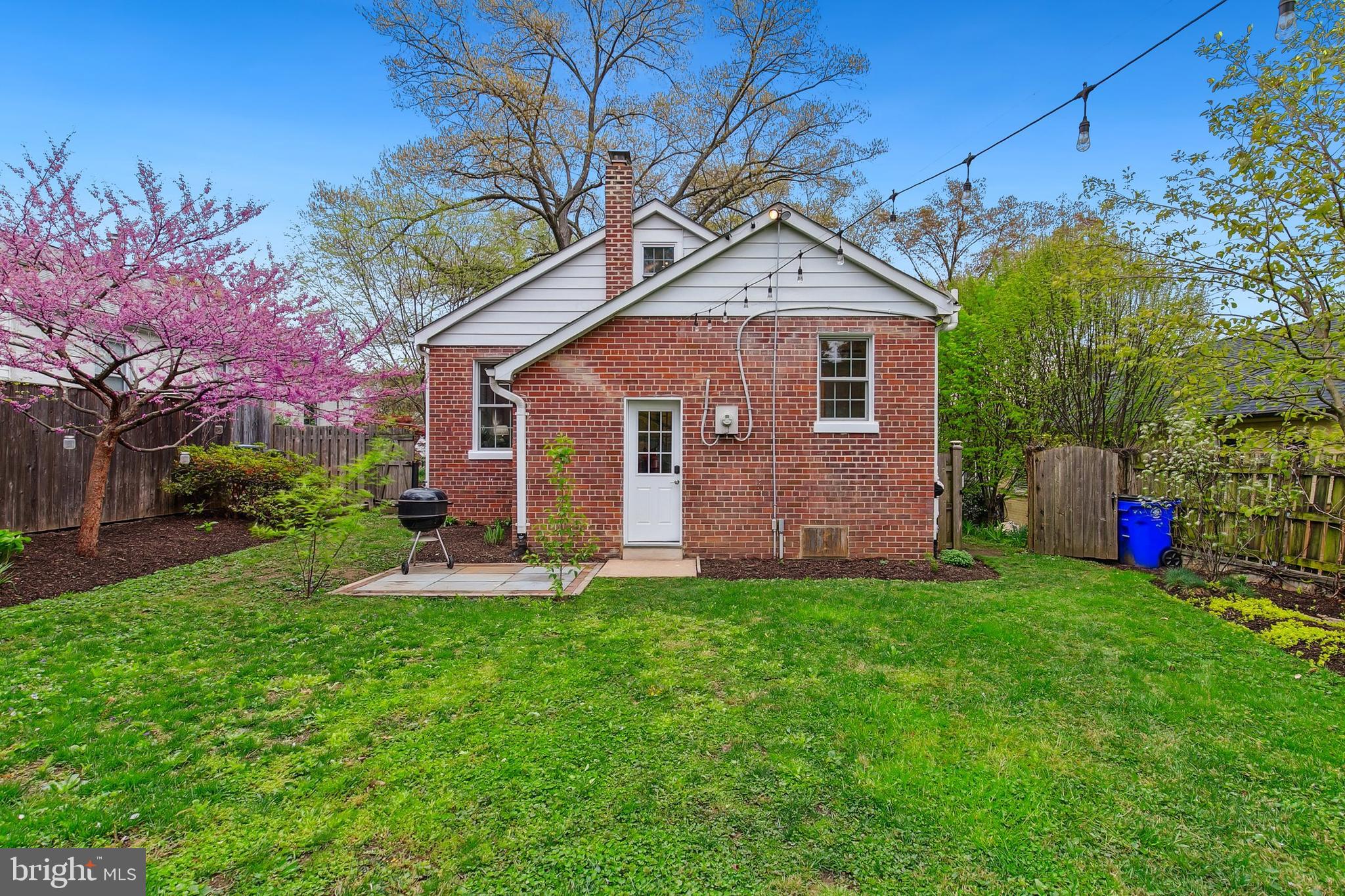 SILVER SPRING - Residential