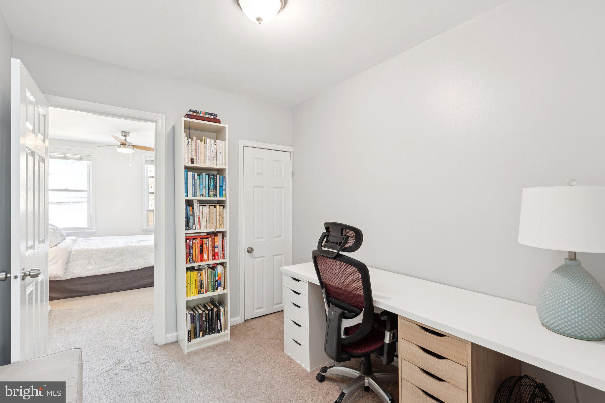 DICKINSON NARROWS - Residential