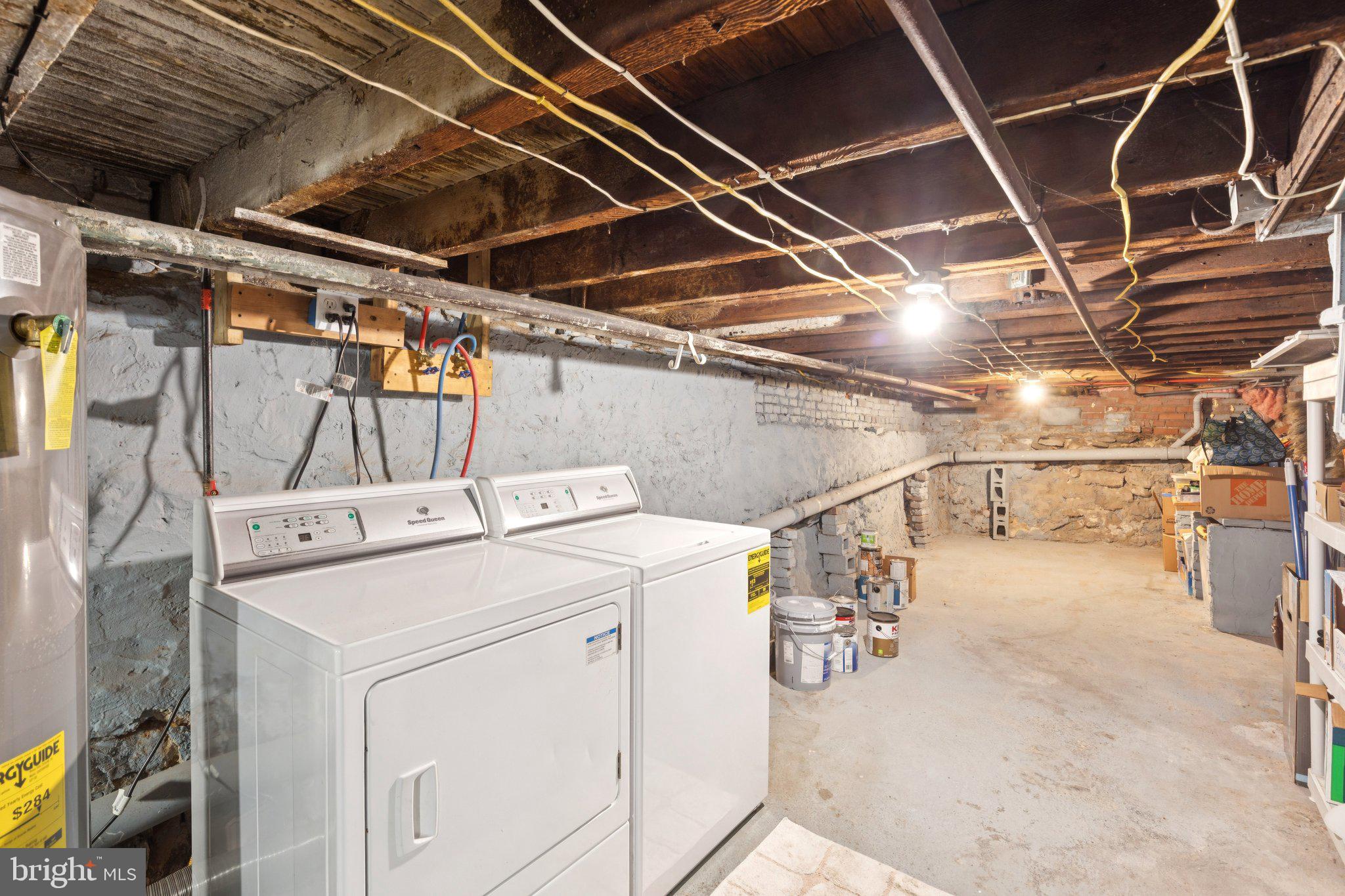 DICKINSON NARROWS - Residential