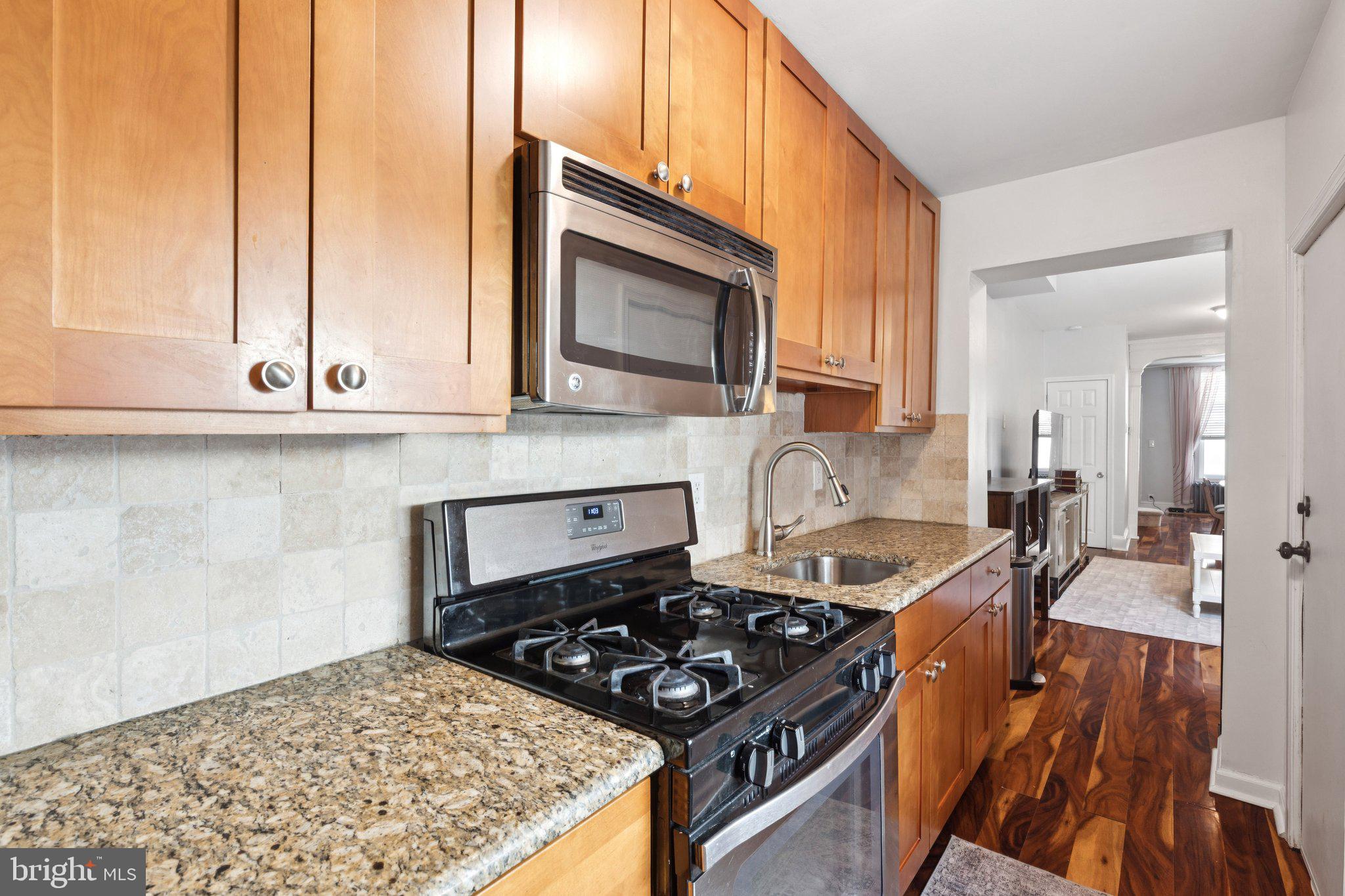 DICKINSON NARROWS - Residential