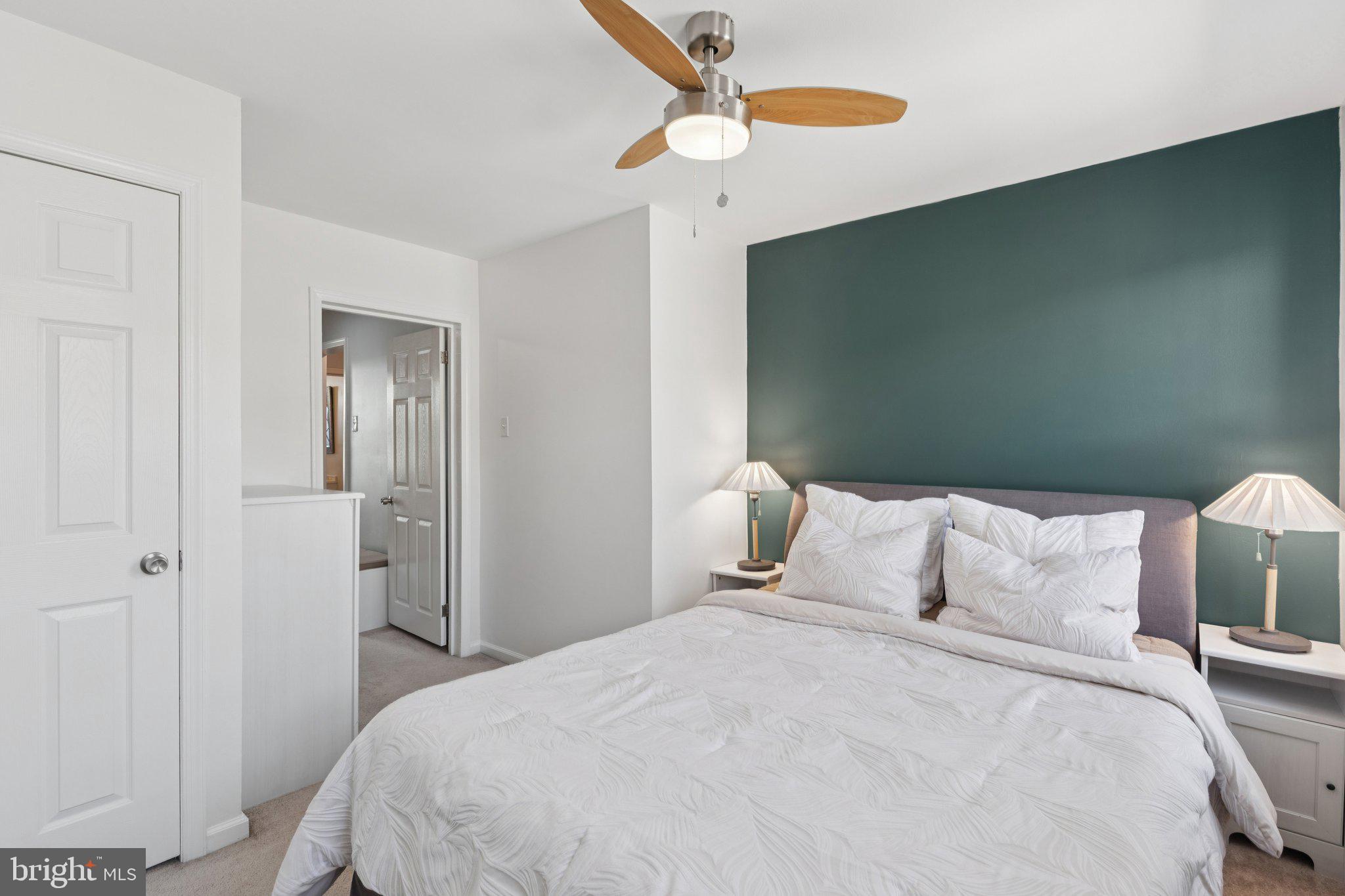 DICKINSON NARROWS - Residential