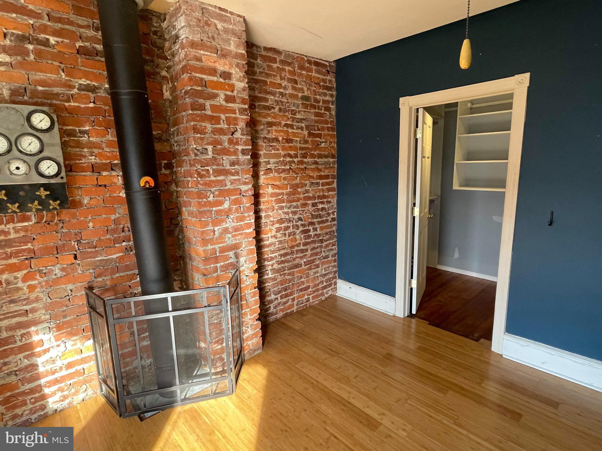 COBBS CREEK - Residential