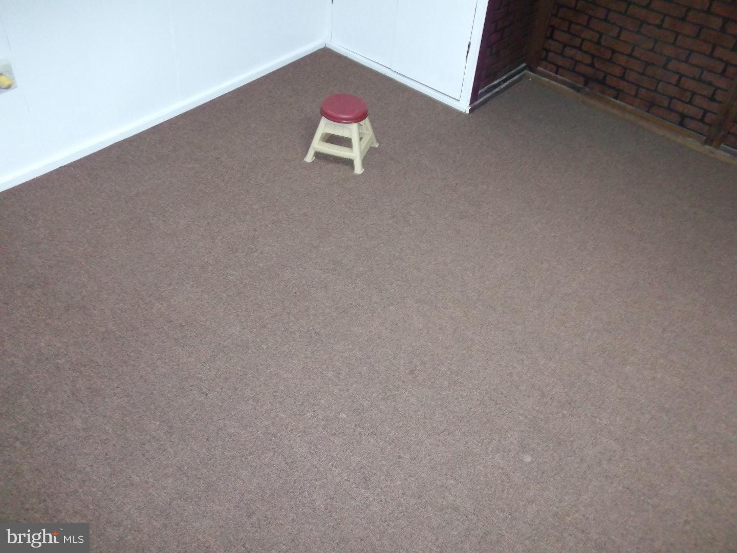 MAYFAIR (WEST) - Residential Lease