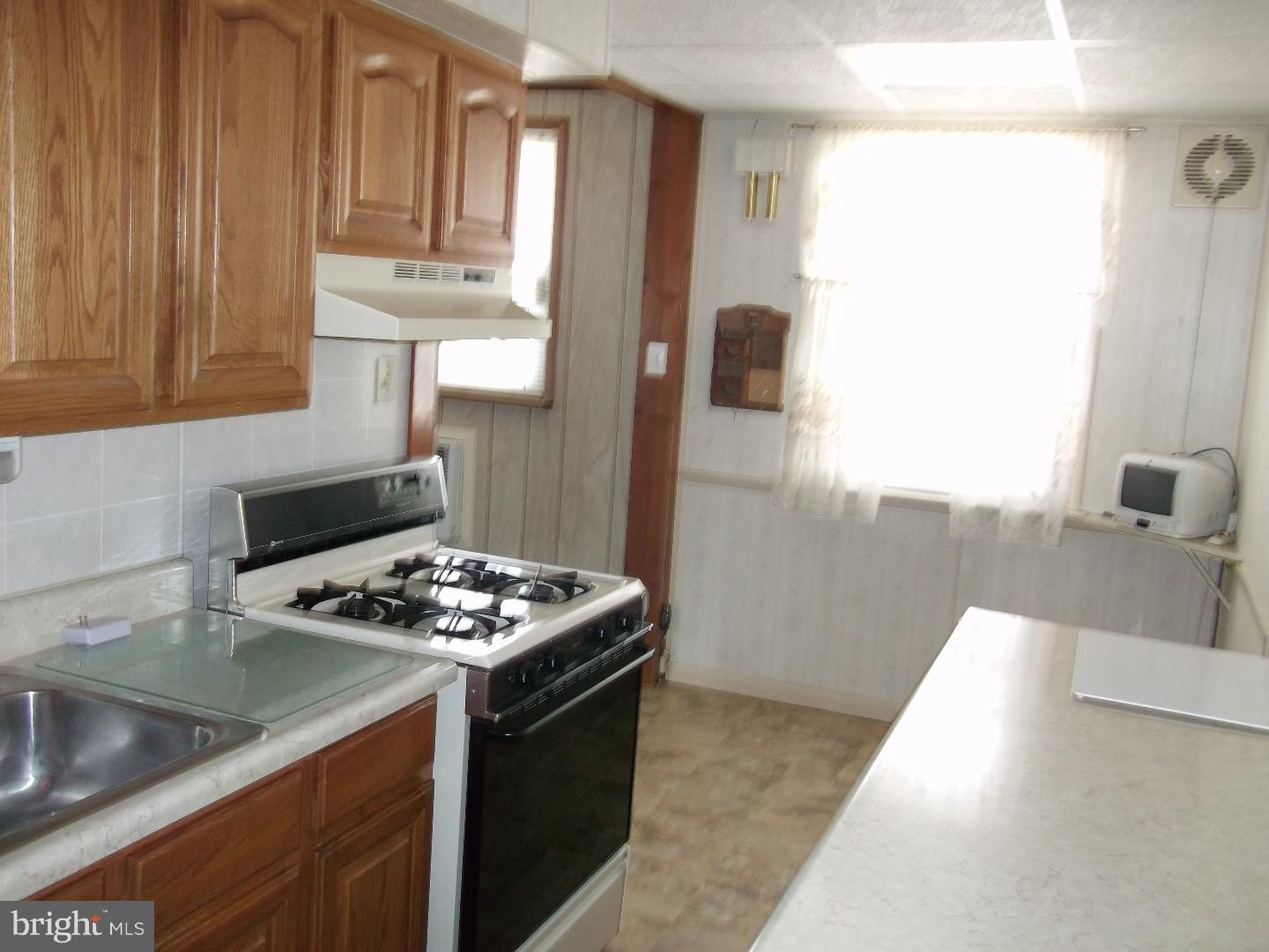 MAYFAIR (WEST) - Residential Lease