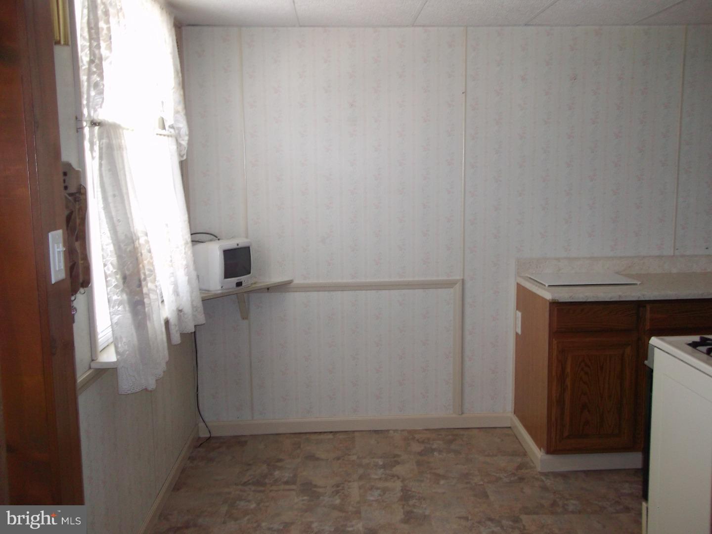 MAYFAIR (WEST) - Residential Lease