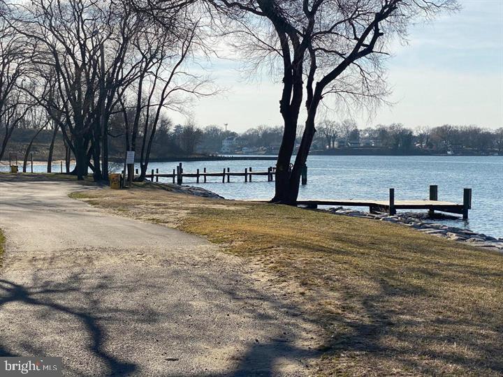 RIVIERA BEACH - Residential