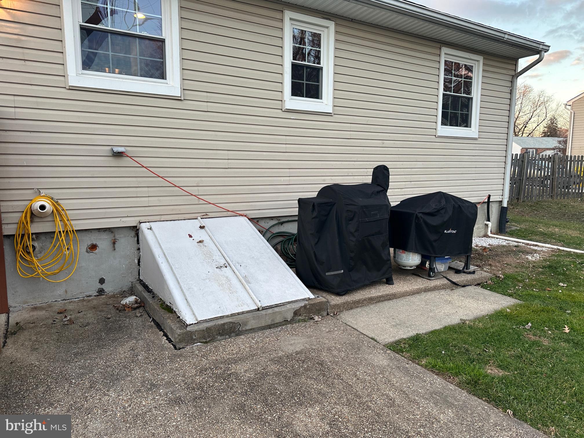 RIVIERA BEACH - Residential