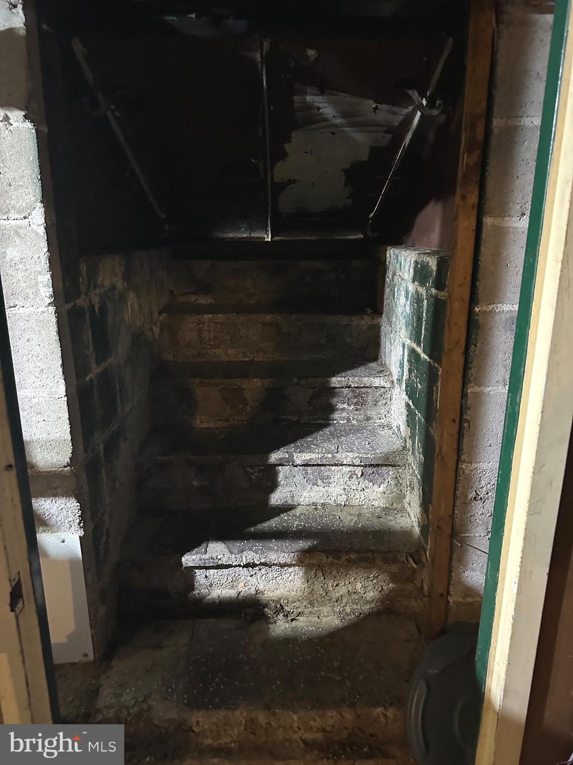 RIVIERA BEACH - Residential