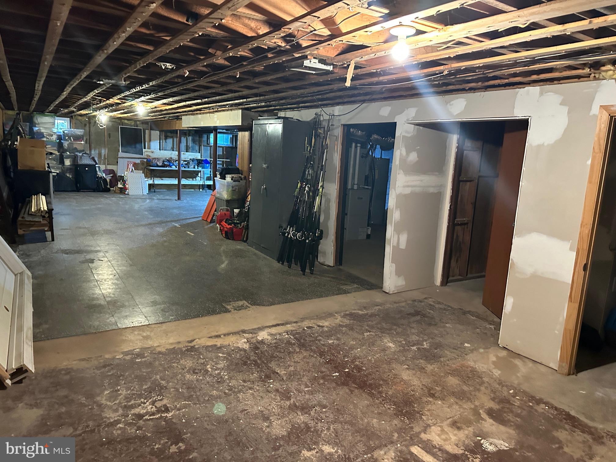 RIVIERA BEACH - Residential