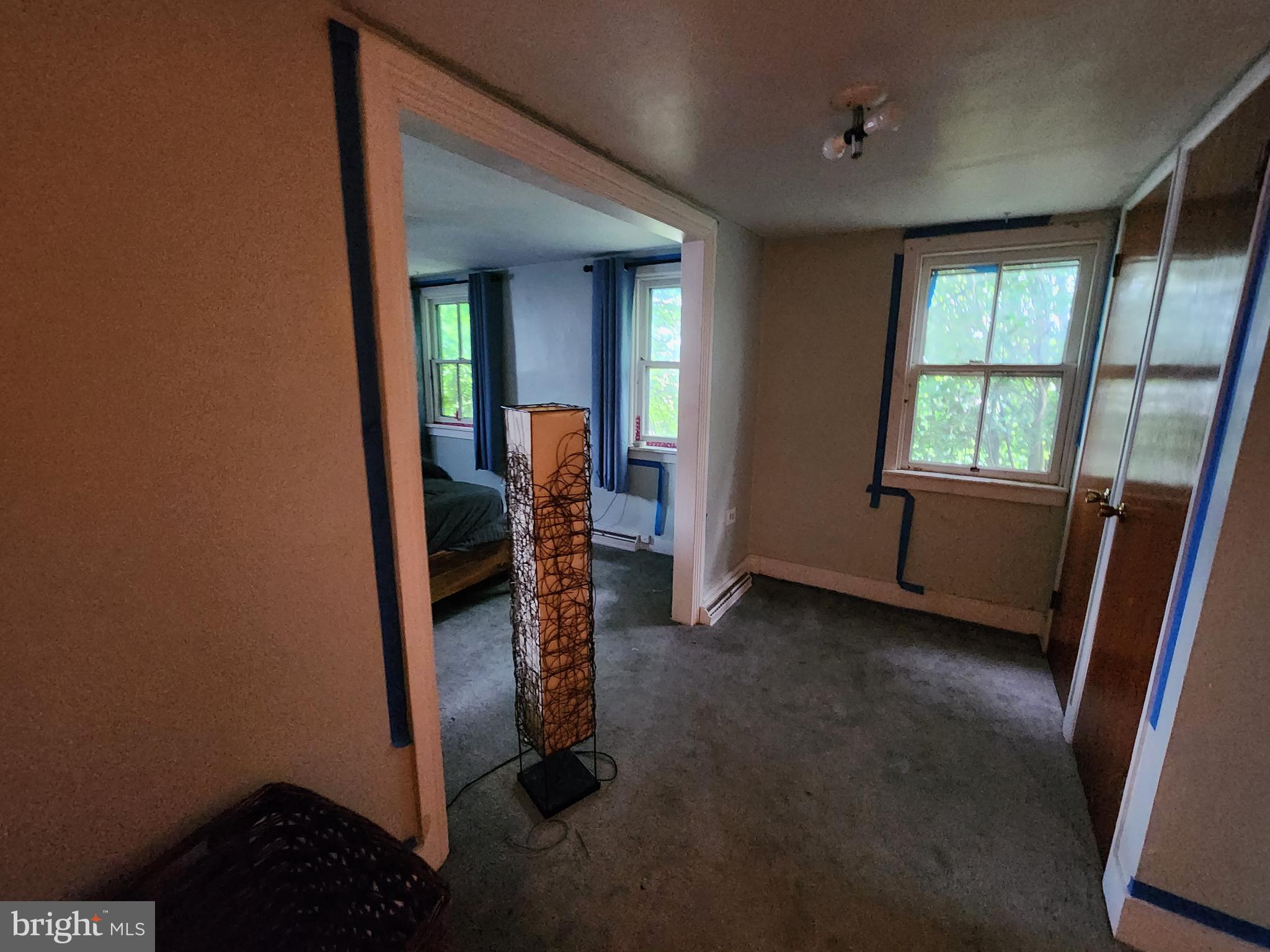 VILLAGE OF LINGLESTOWN - Residential Income