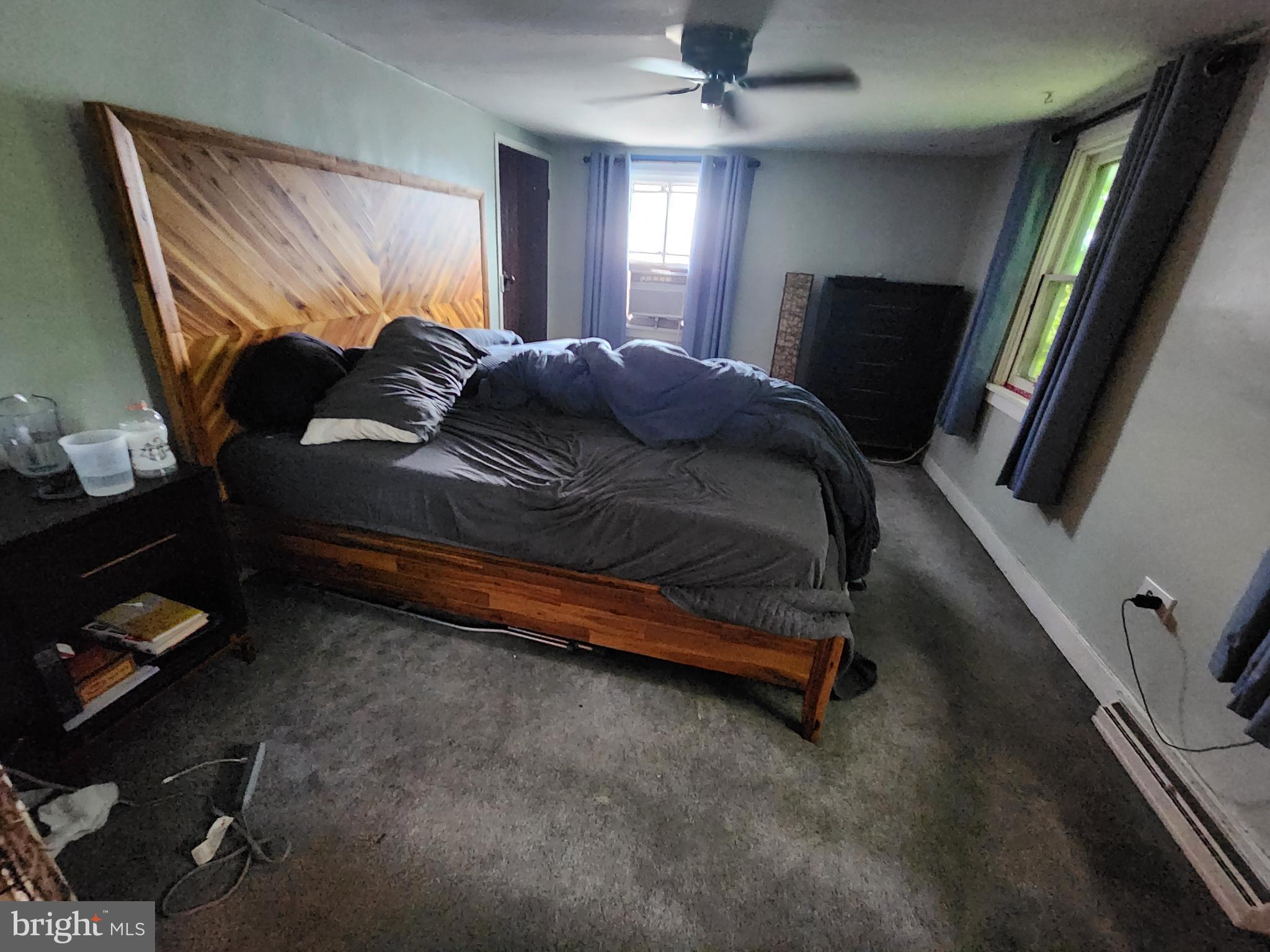 VILLAGE OF LINGLESTOWN - Residential Income