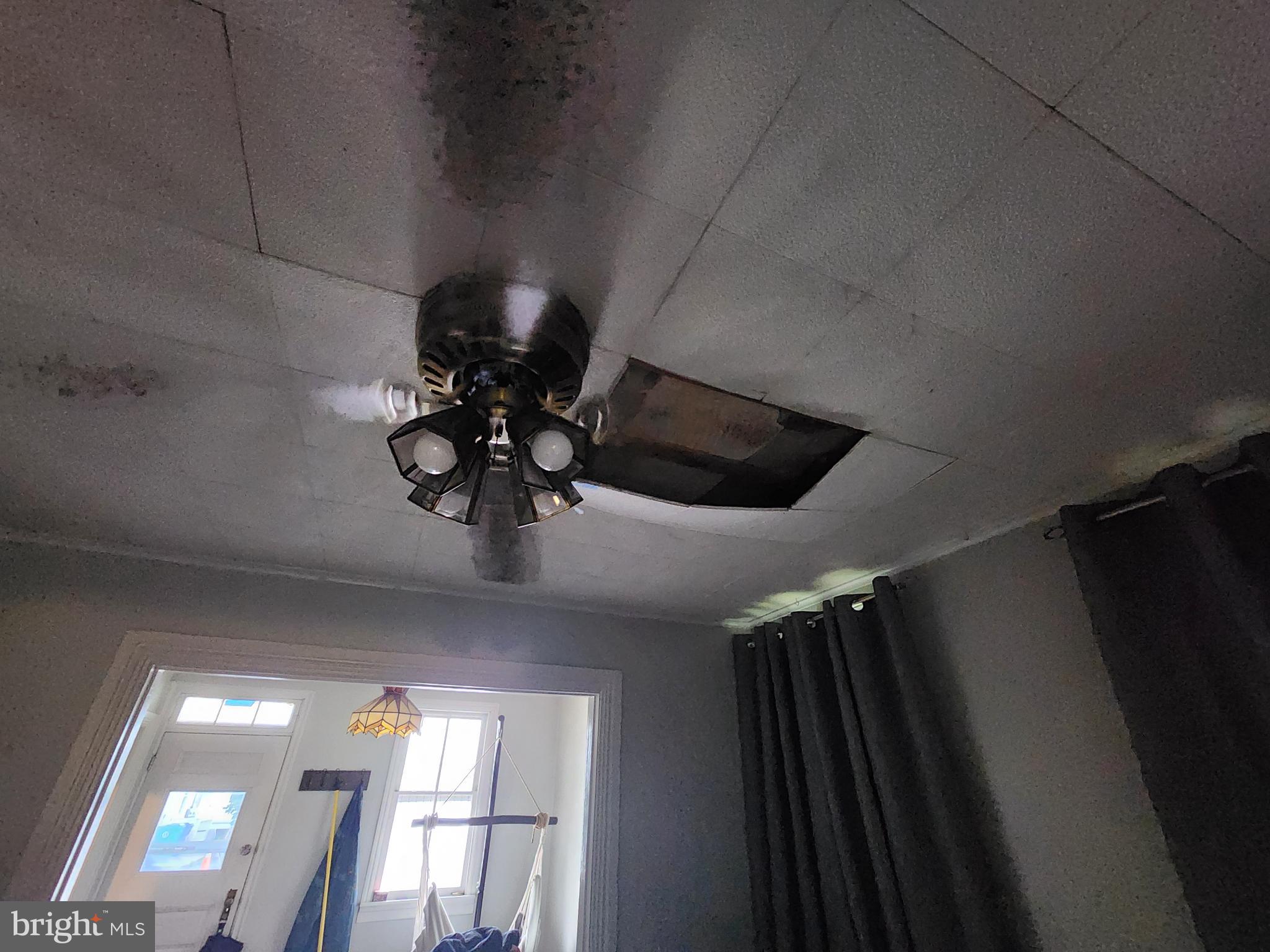 VILLAGE OF LINGLESTOWN - Residential Income