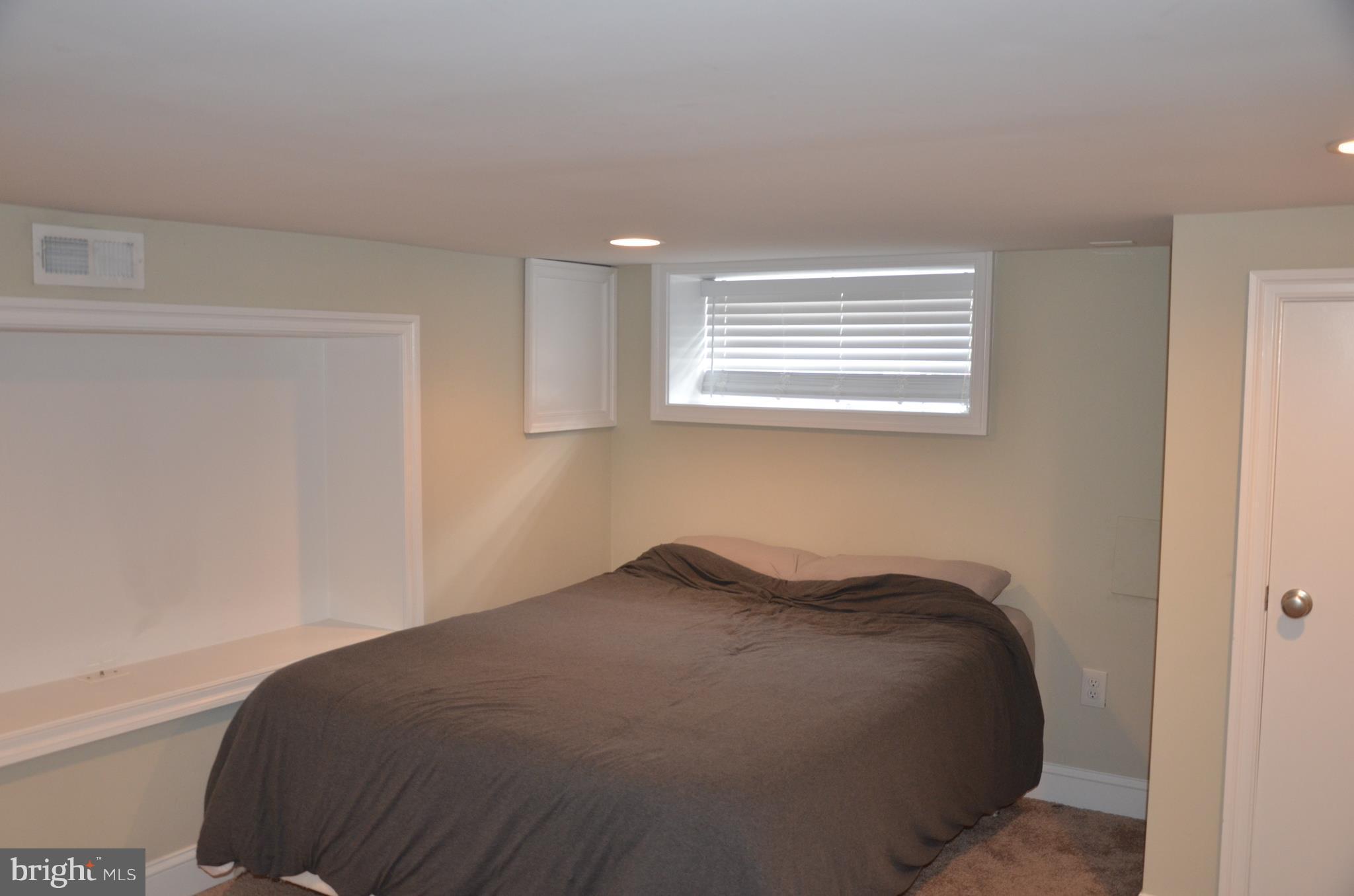 PATTERSON PARK - Residential Lease