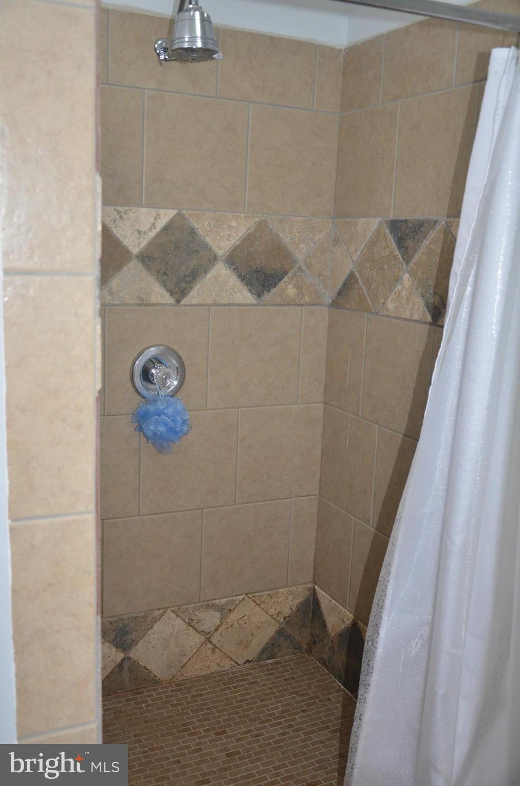 PATTERSON PARK - Residential Lease