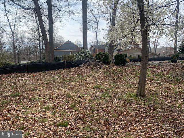 FAIRFAX HILLS - Residential