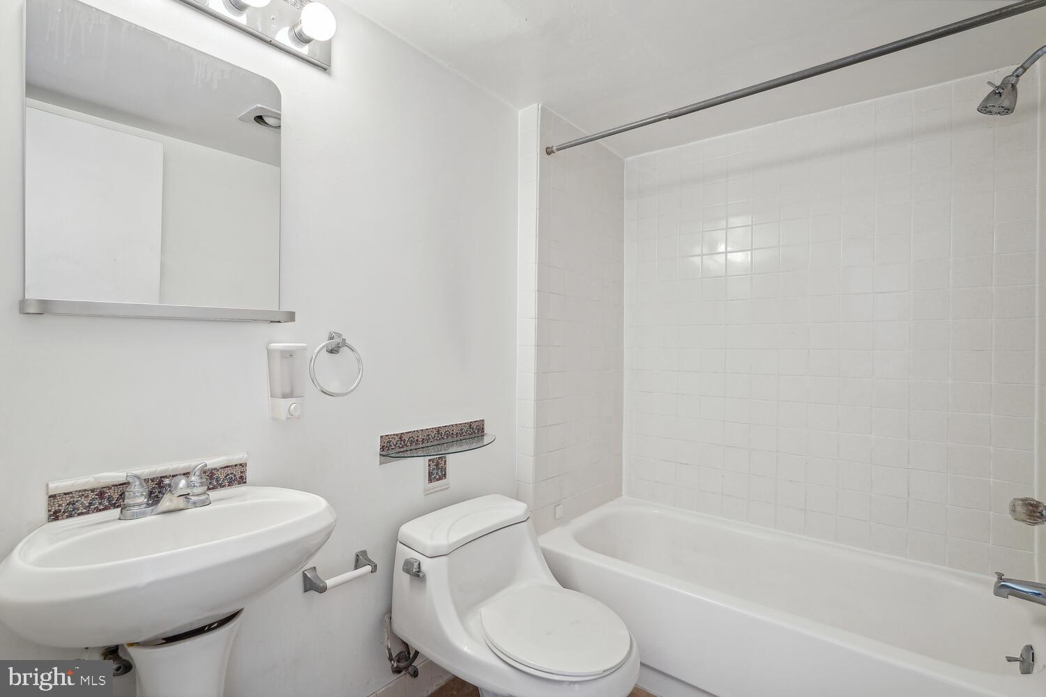 TEMPLETON OF ALEXANDRIA - Residential