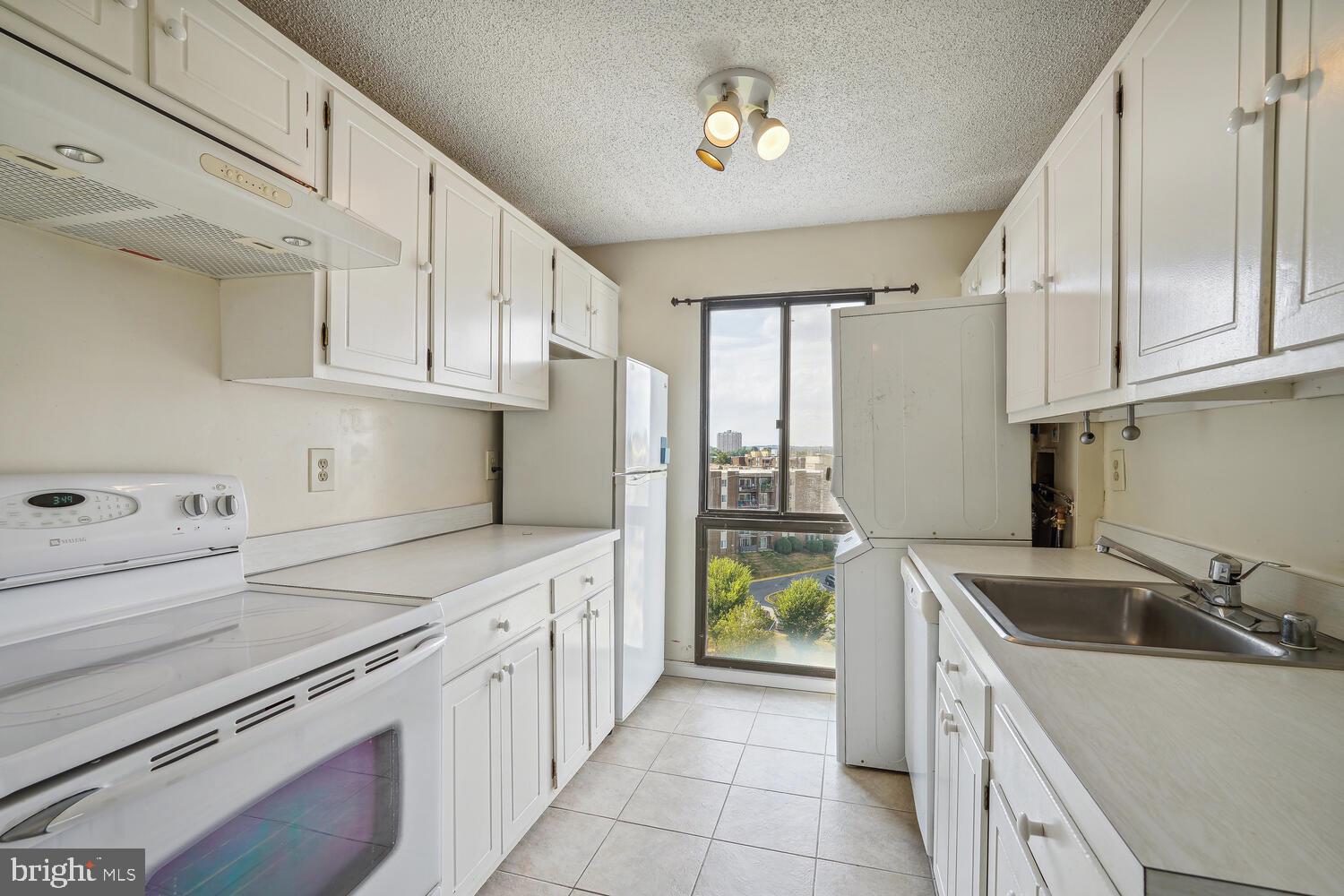 TEMPLETON OF ALEXANDRIA - Residential