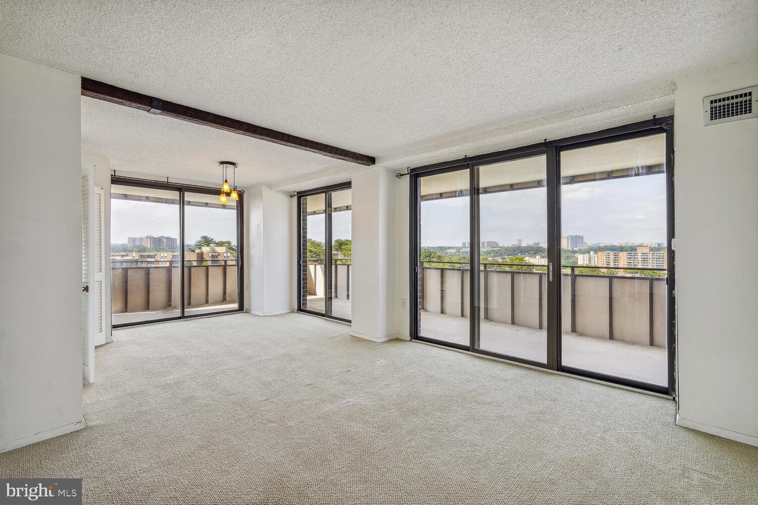 TEMPLETON OF ALEXANDRIA - Residential