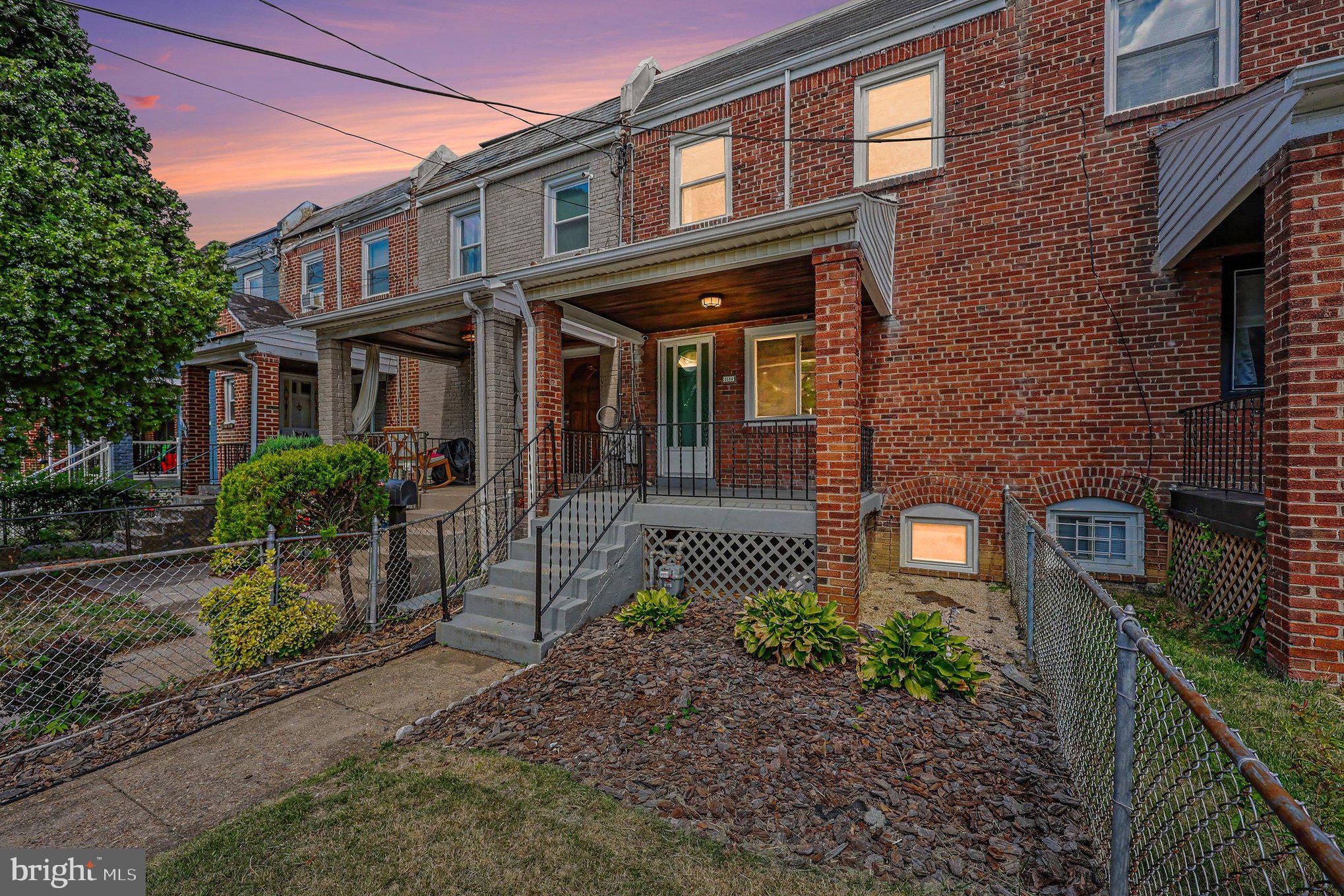 1614 16TH STREET SE