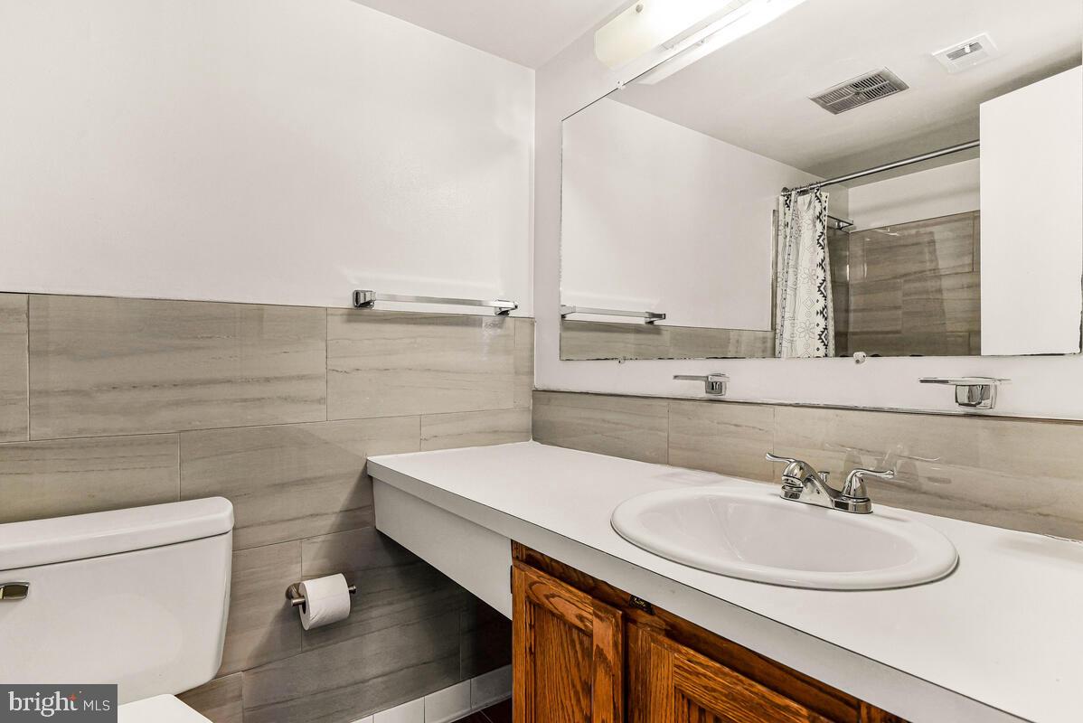 OCCOQUAN RIDGE CONDO - Residential