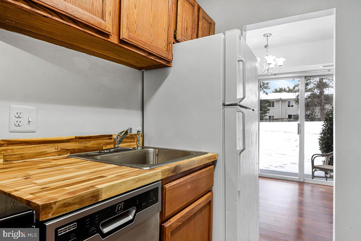 OCCOQUAN RIDGE CONDO - Residential