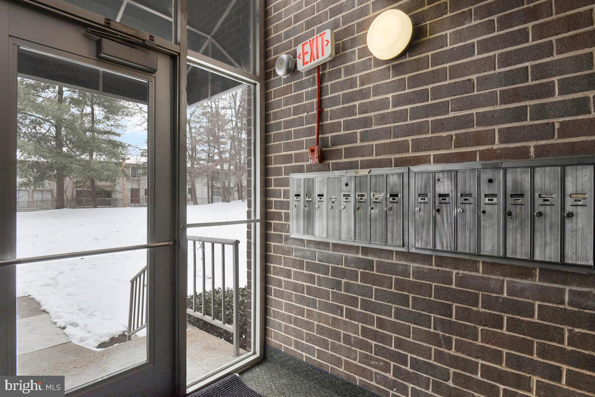 OCCOQUAN RIDGE CONDO - Residential