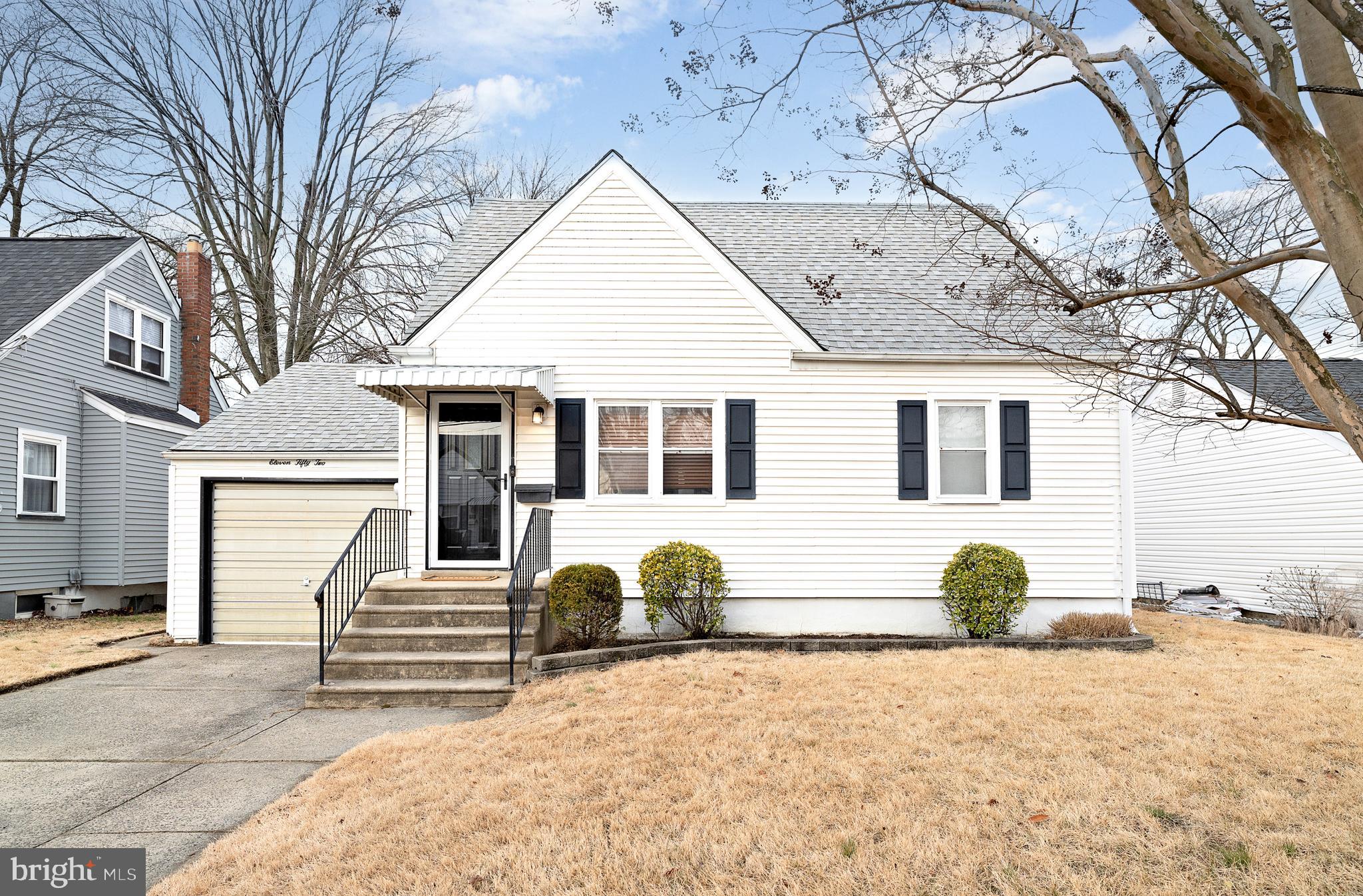 1152 JEFFERSON AVENUE