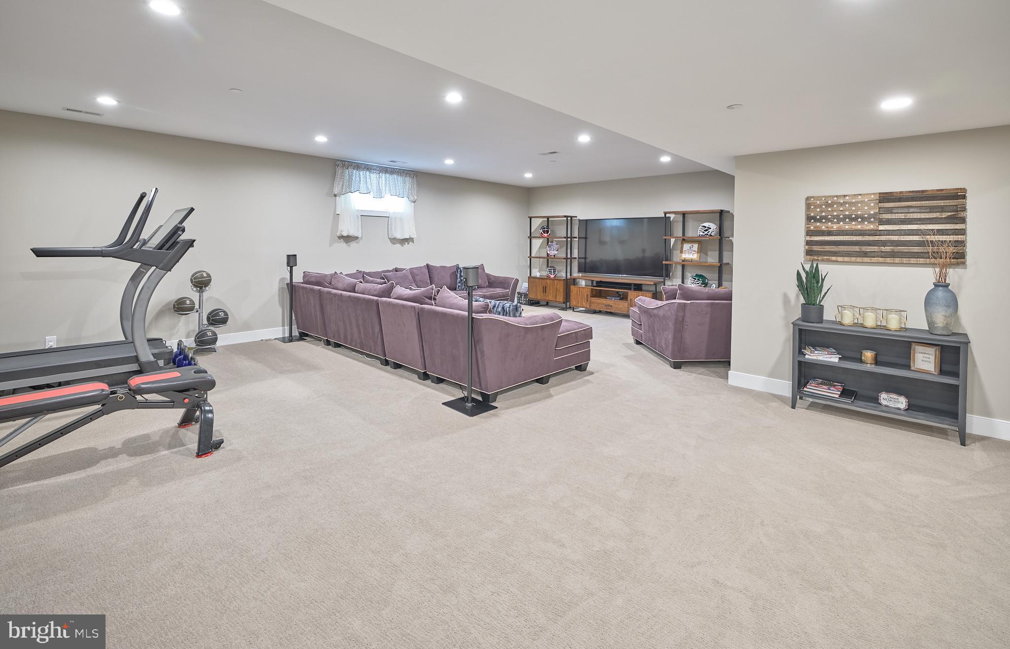 RABBIT RUN CREEK - Residential