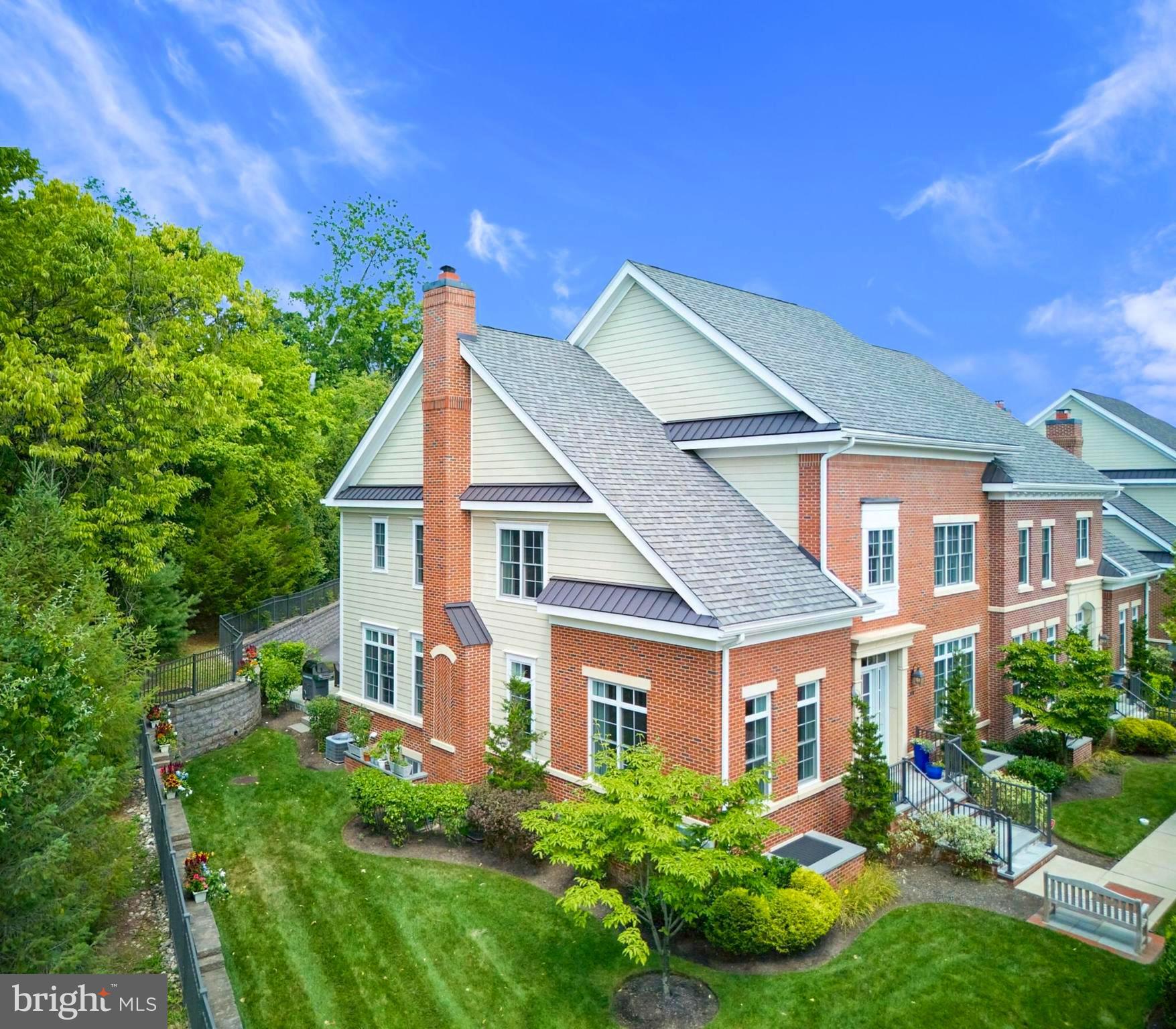 RABBIT RUN CREEK - Residential