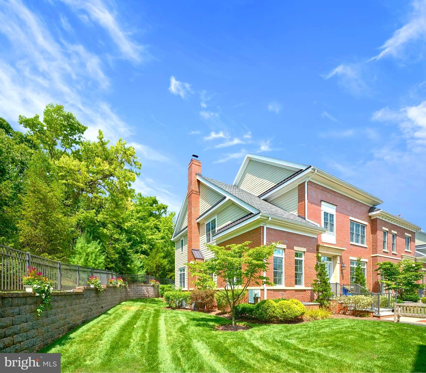 RABBIT RUN CREEK - Residential