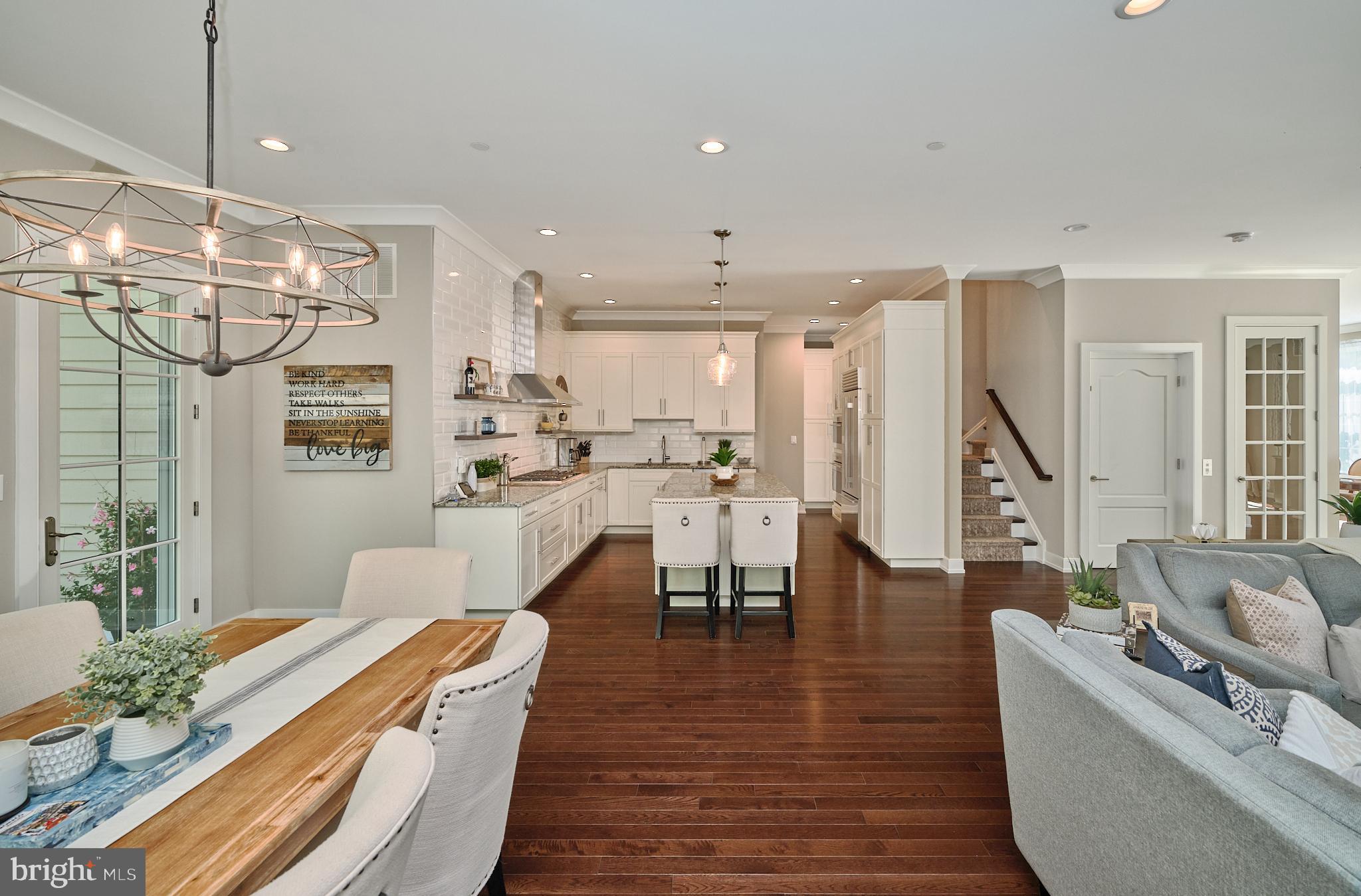 RABBIT RUN CREEK - Residential