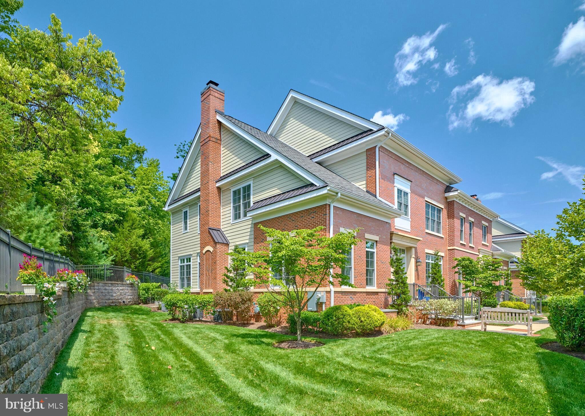 RABBIT RUN CREEK - Residential