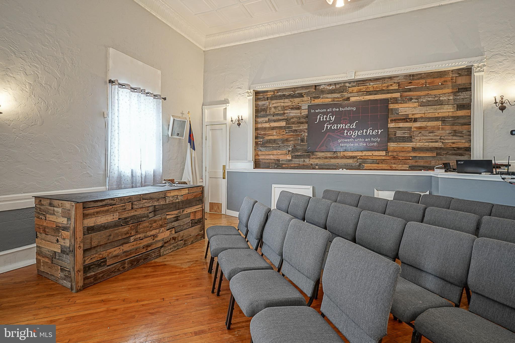 BRIDESBURG - Commercial Sale