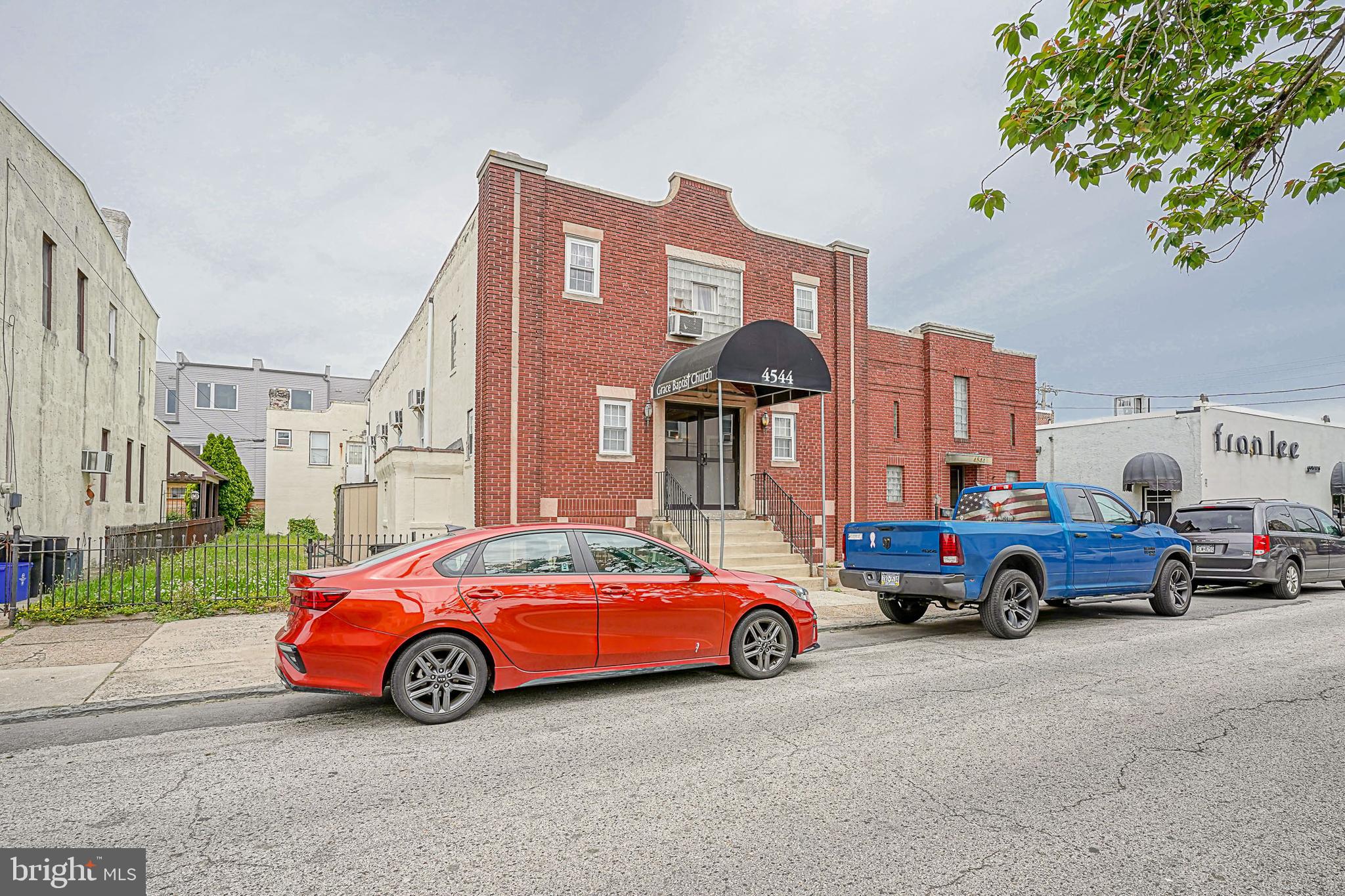 BRIDESBURG - Commercial Sale