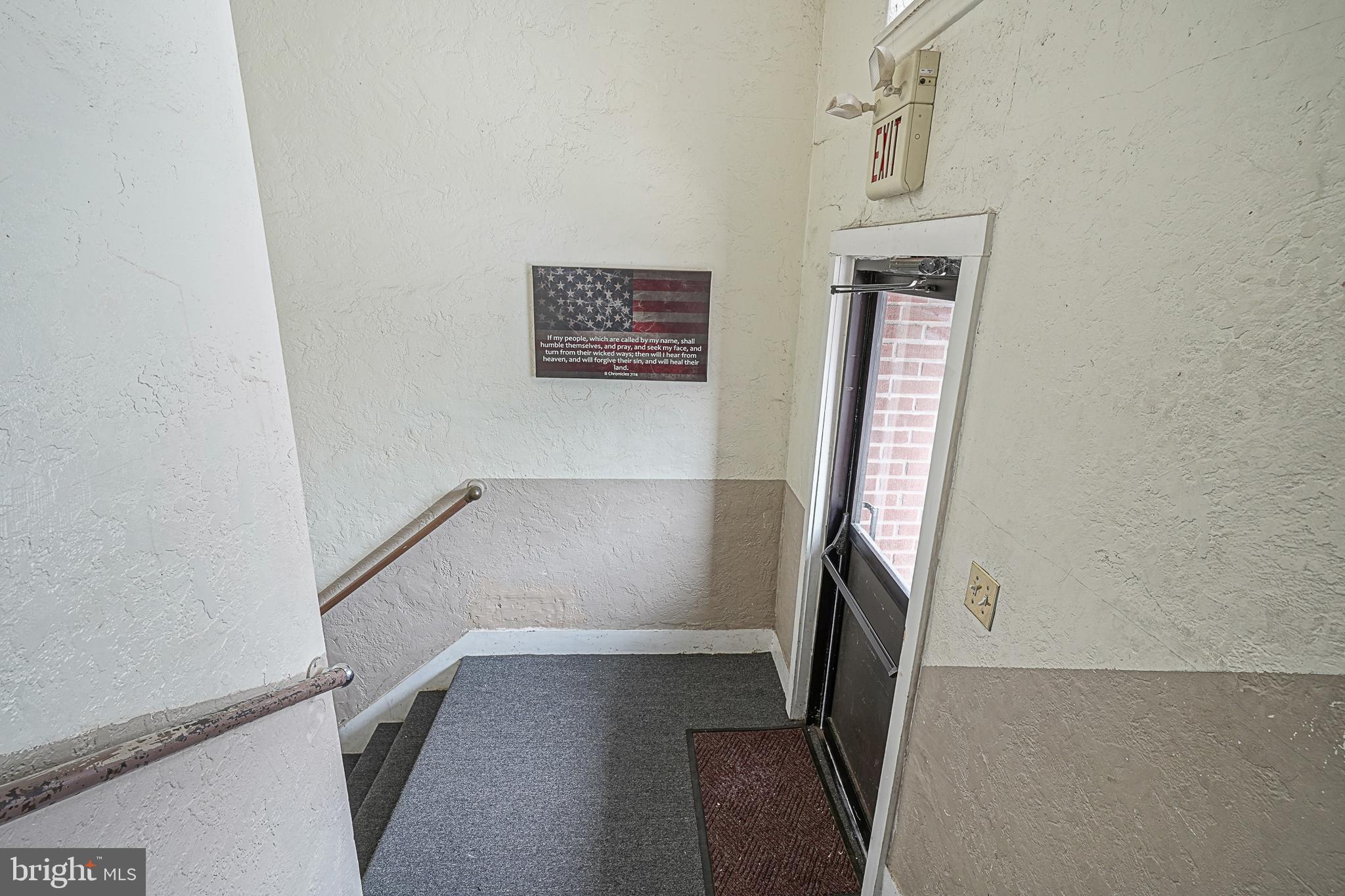 BRIDESBURG - Commercial Sale