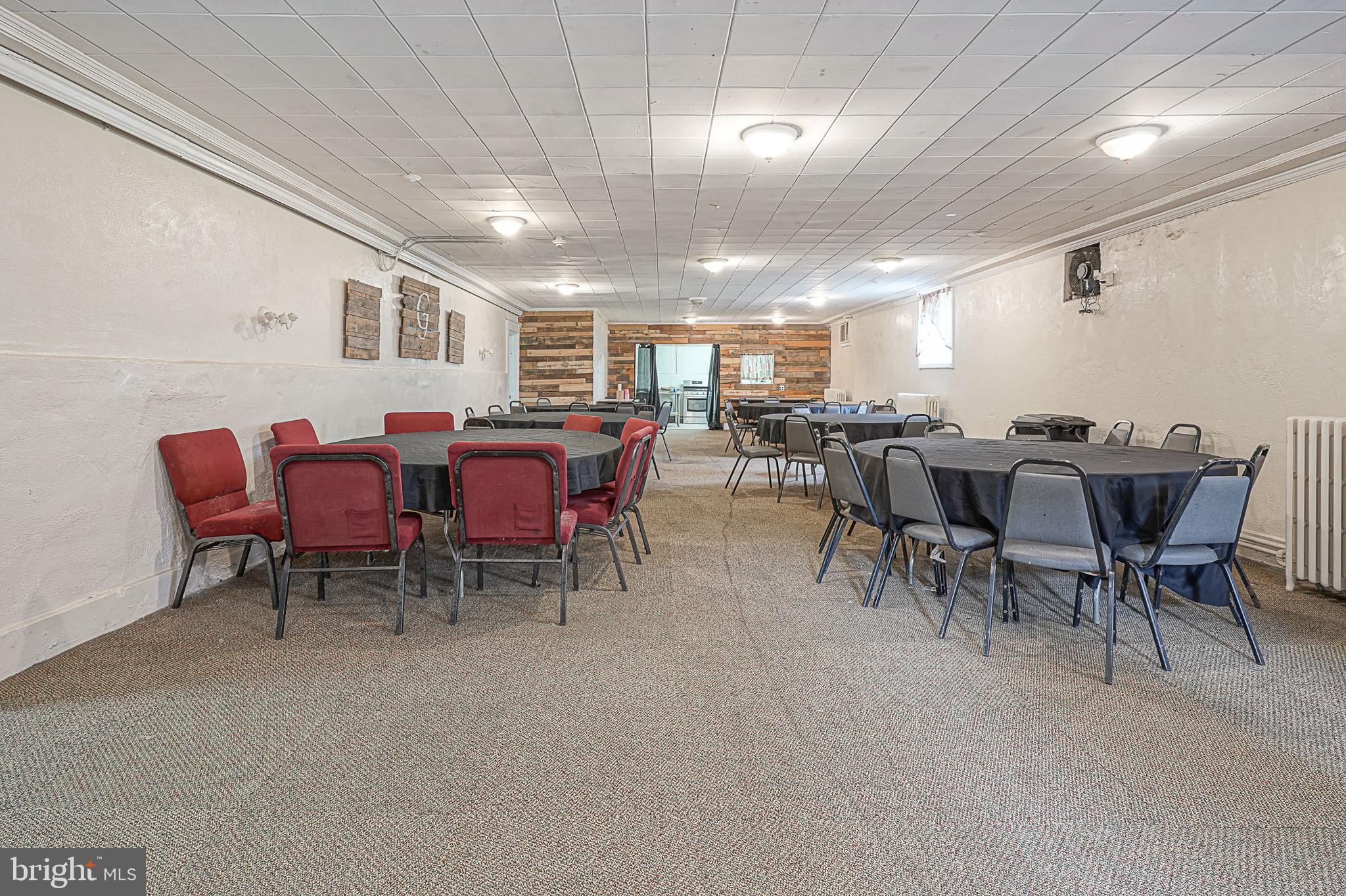 BRIDESBURG - Commercial Sale