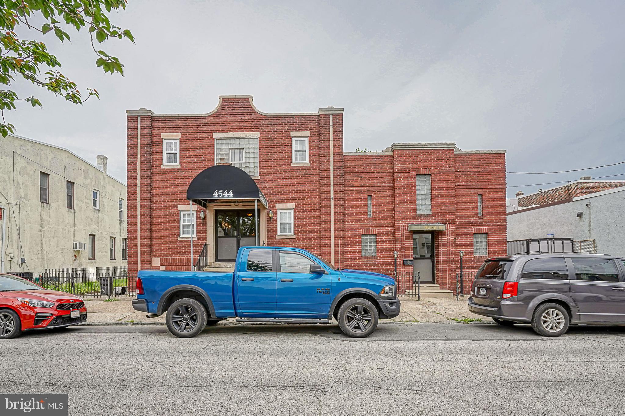 BRIDESBURG - Commercial Sale