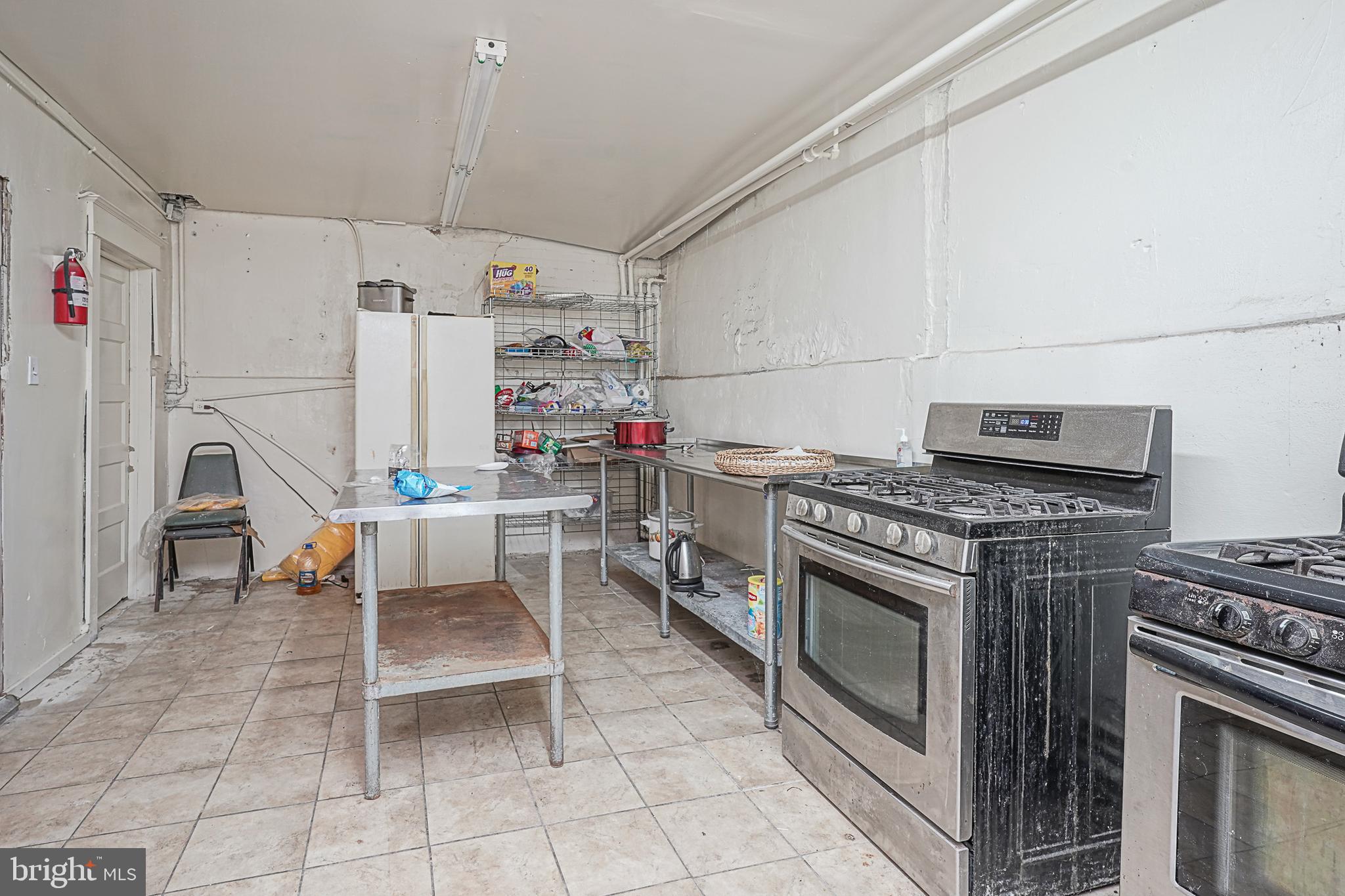 BRIDESBURG - Commercial Sale